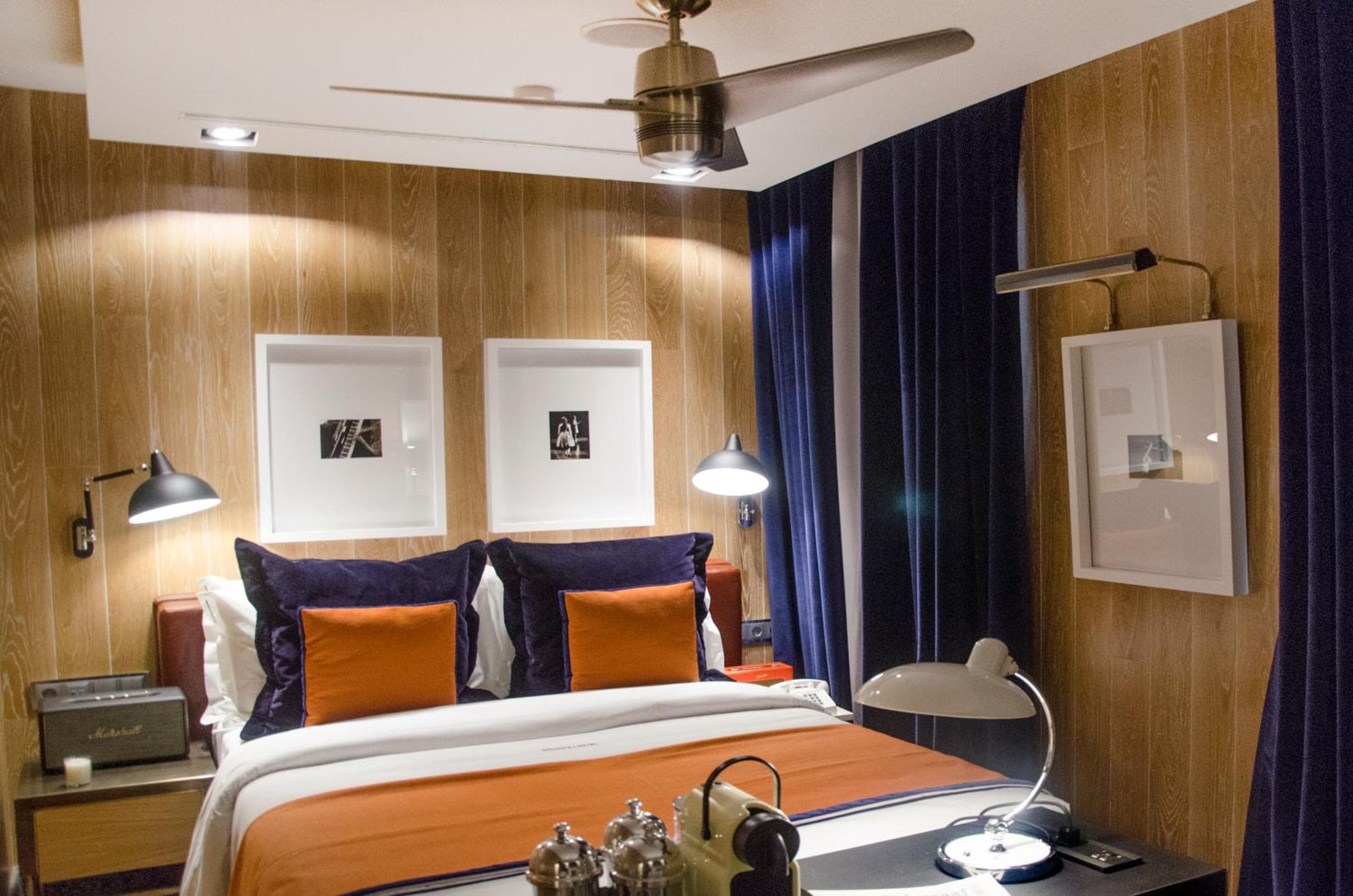 Browns Hotel Centrale — 14