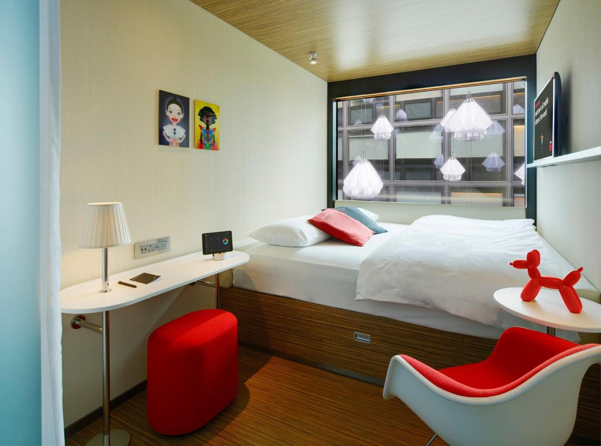 citizenM Tower of London — 26