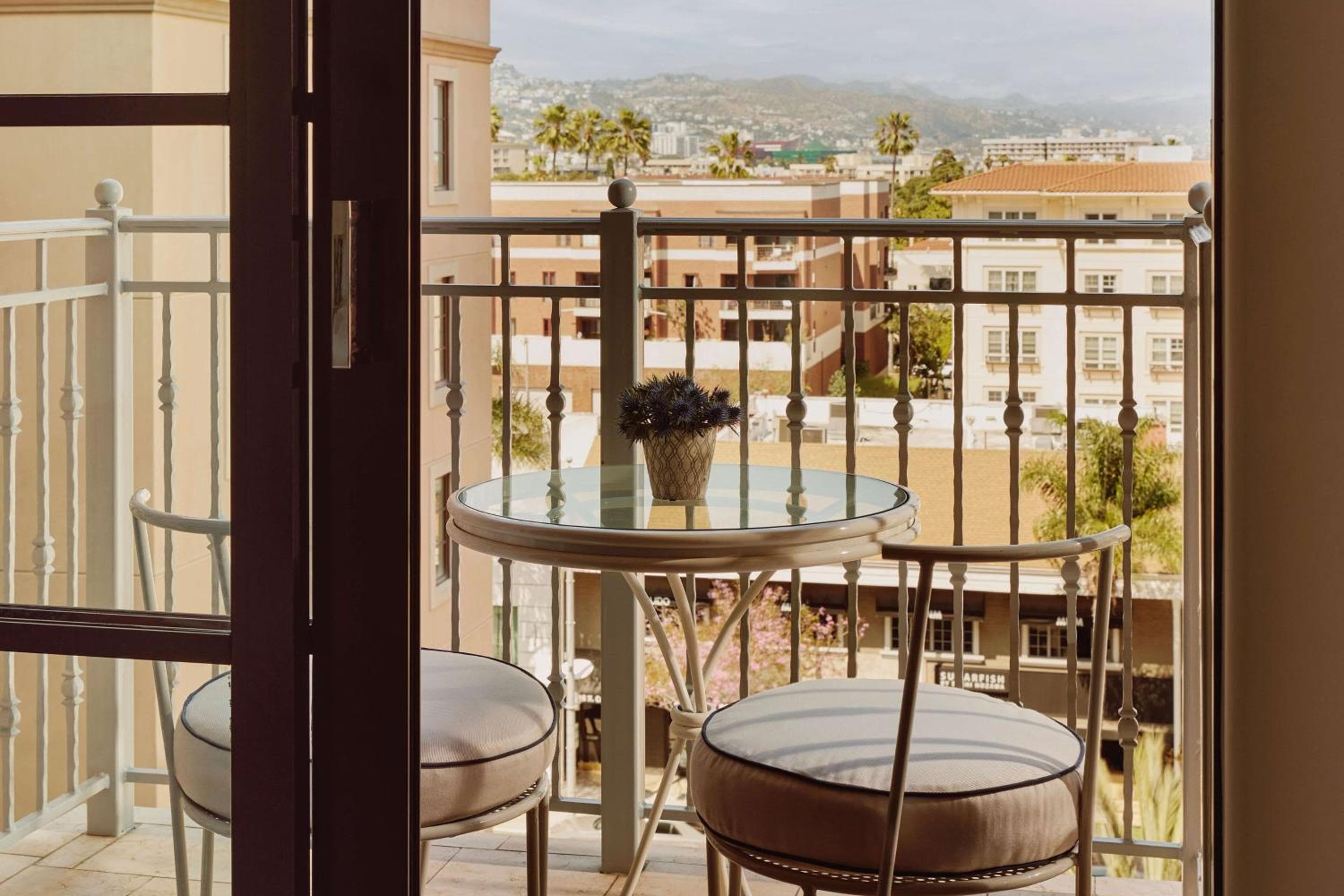 The Maybourne Beverly Hills, Maybourne — 4