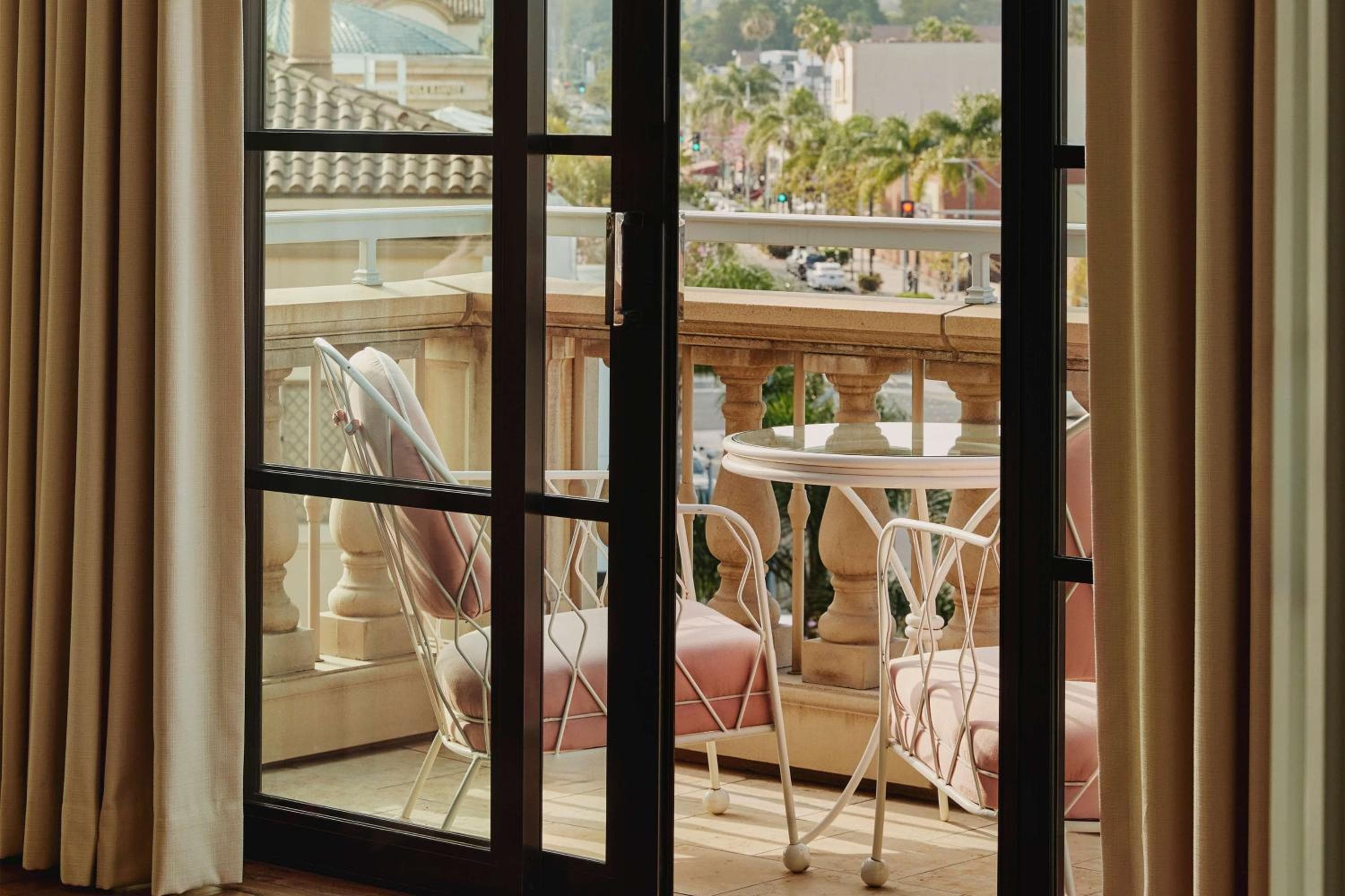 The Maybourne Beverly Hills, Maybourne — 26