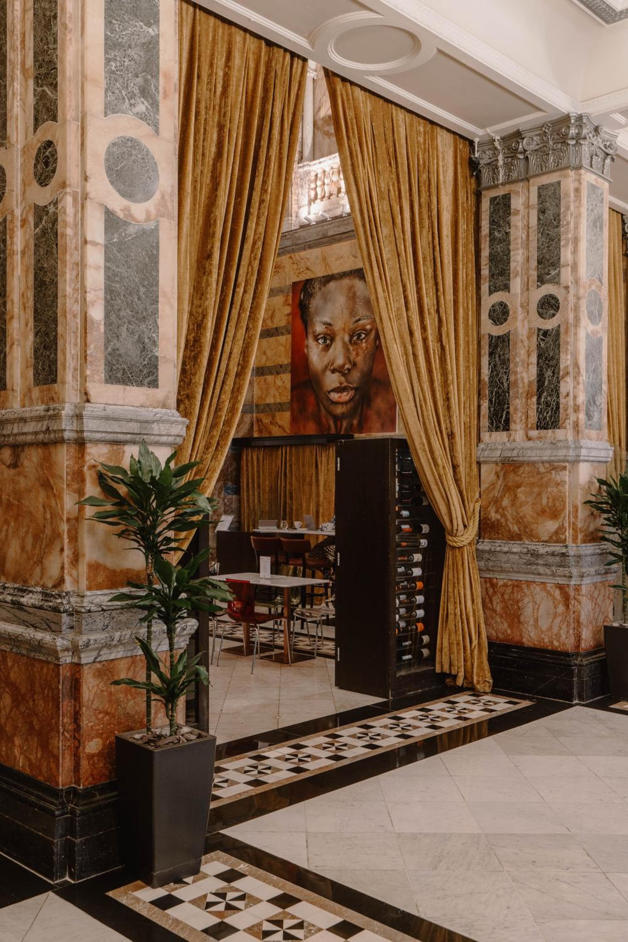 Club Quarters Hotel Trafalgar Square, London — 17