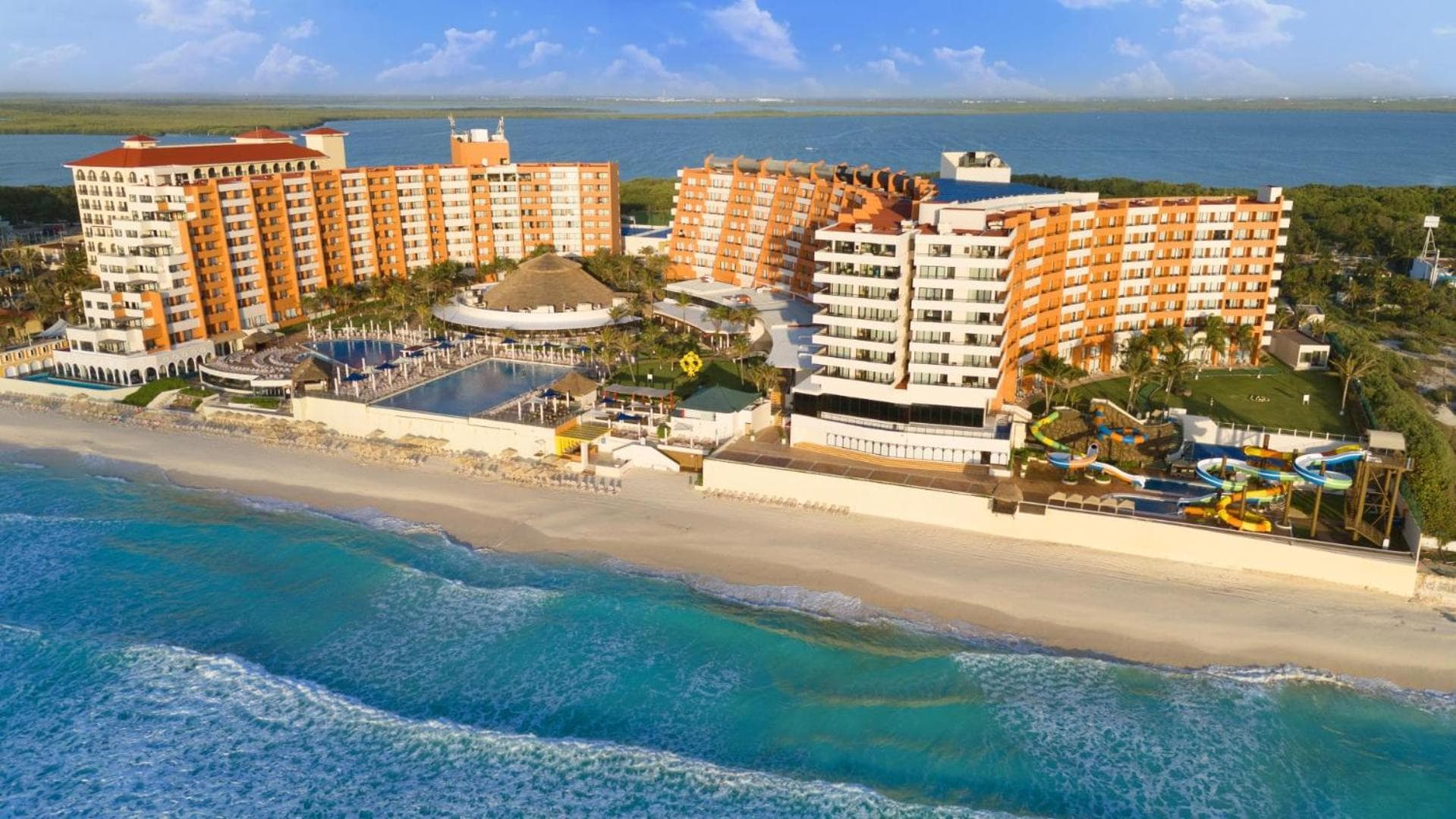 Crown Paradise Club Cancún - Todo Incluido — 3