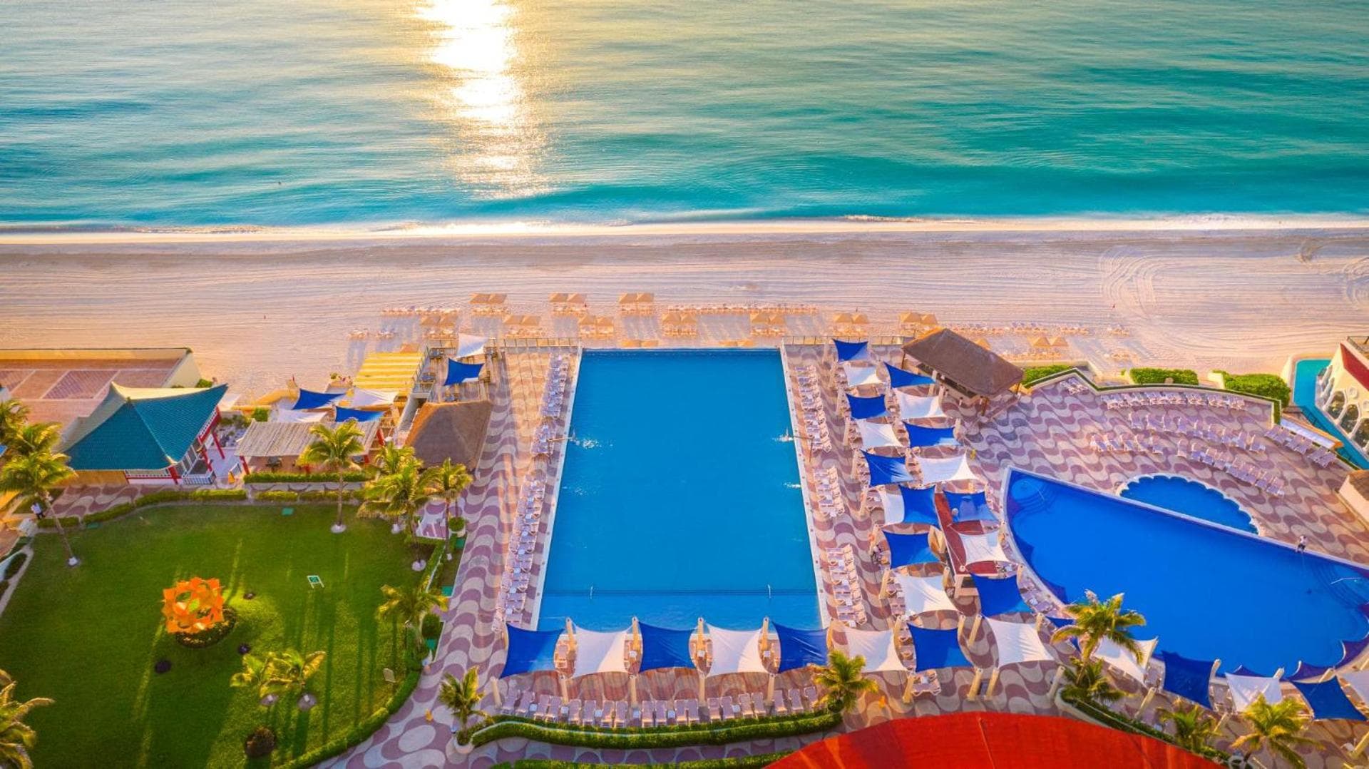 Crown Paradise Club Cancun - All Inclusive — 2
