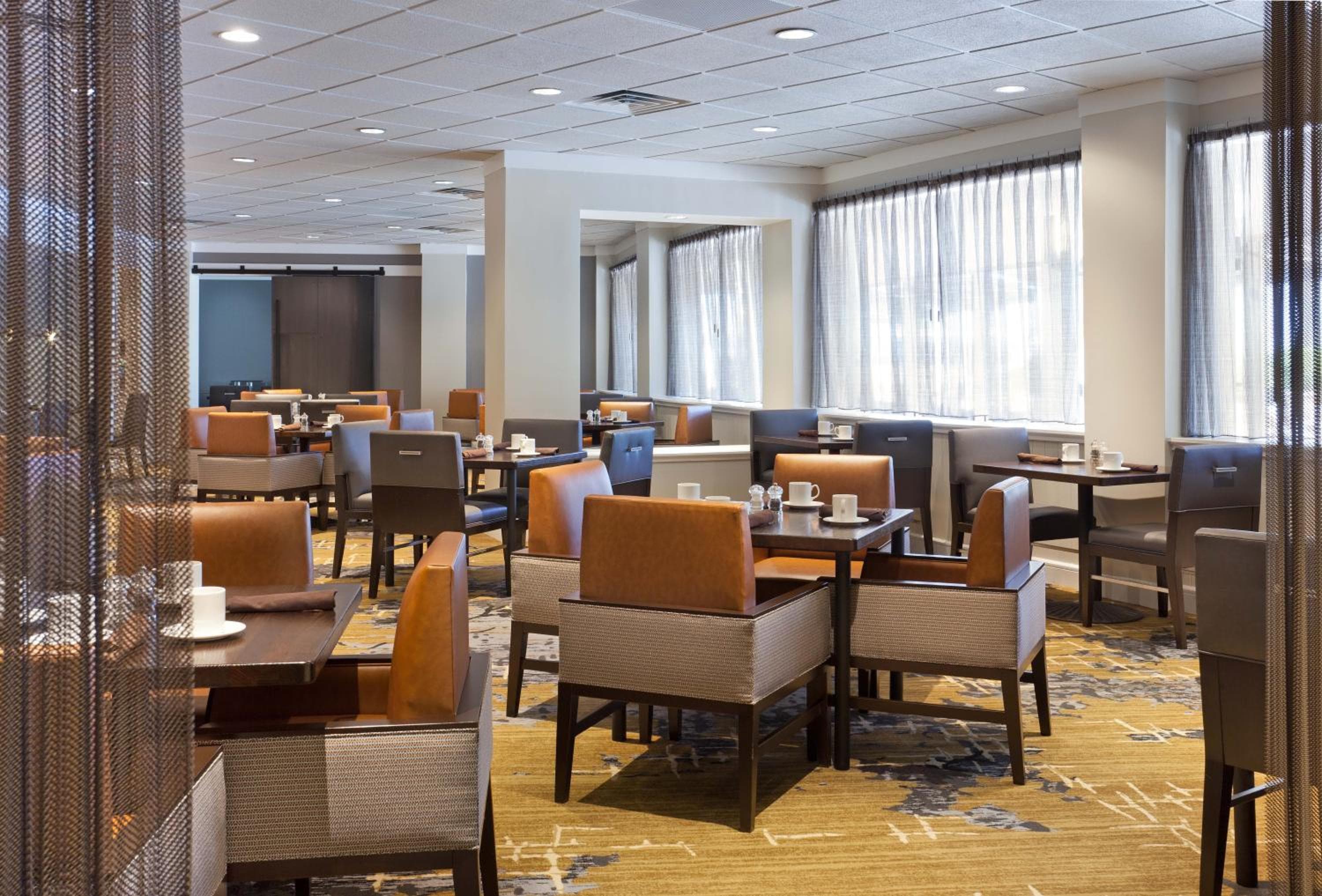 Tampa Airport Marriott — 4
