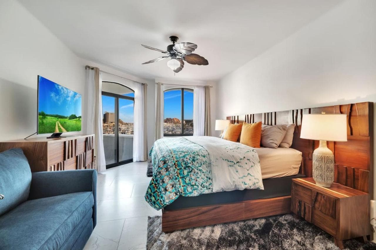 Completely Remodeled 2BD-2BA Plaza Bonita — 27