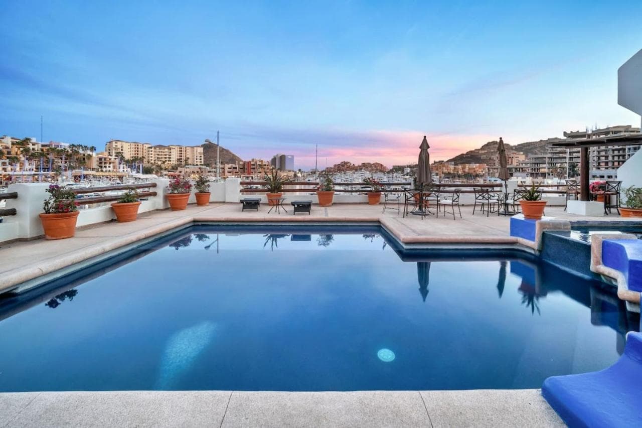 Completely Remodeled 2BD-2BA Plaza Bonita — 10