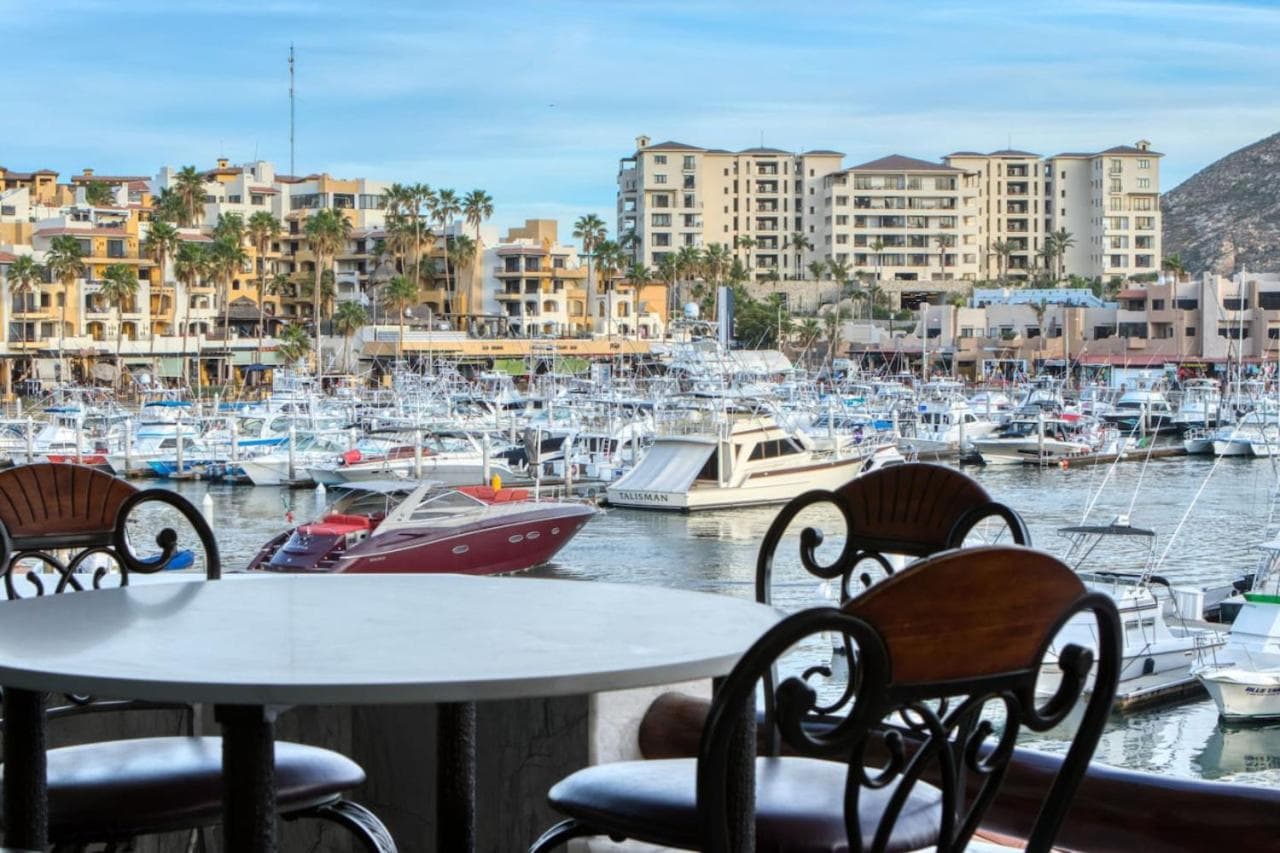 Completely Remodeled 2BD-2BA Plaza Bonita — 13