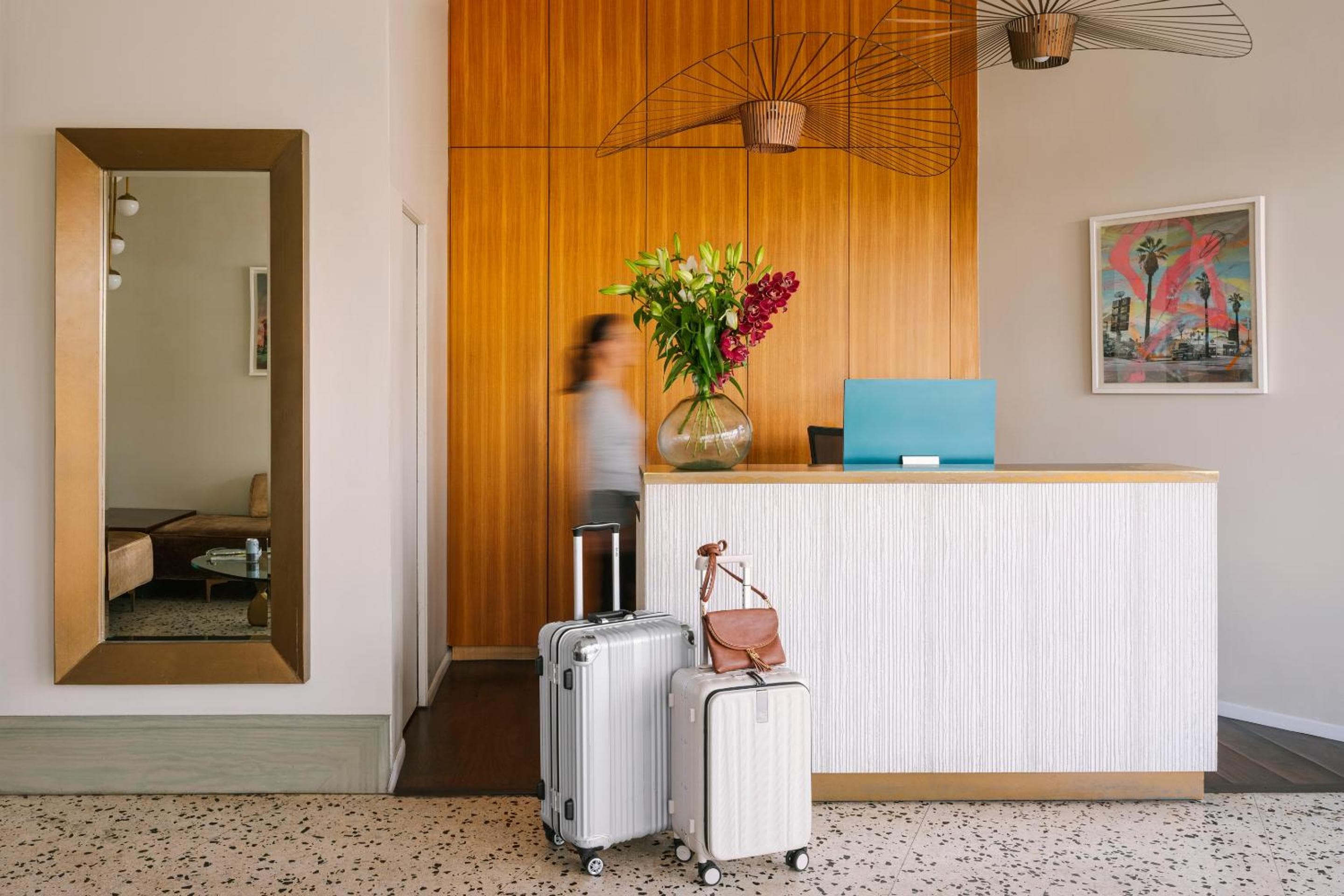 Beverly Terrace powered by Sonder — 8