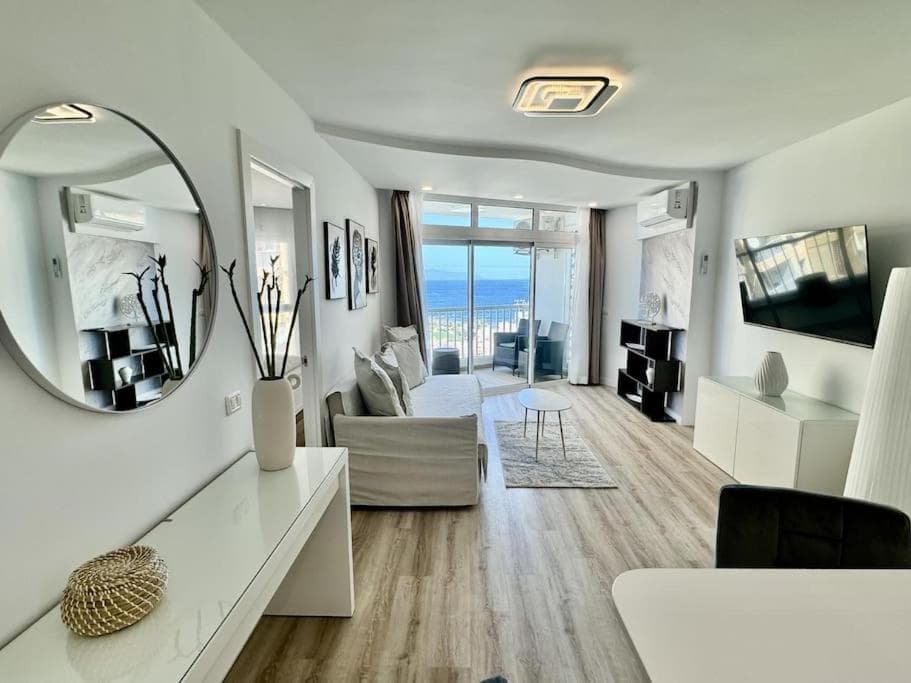 Amazing Apartment in Las Americas — 1