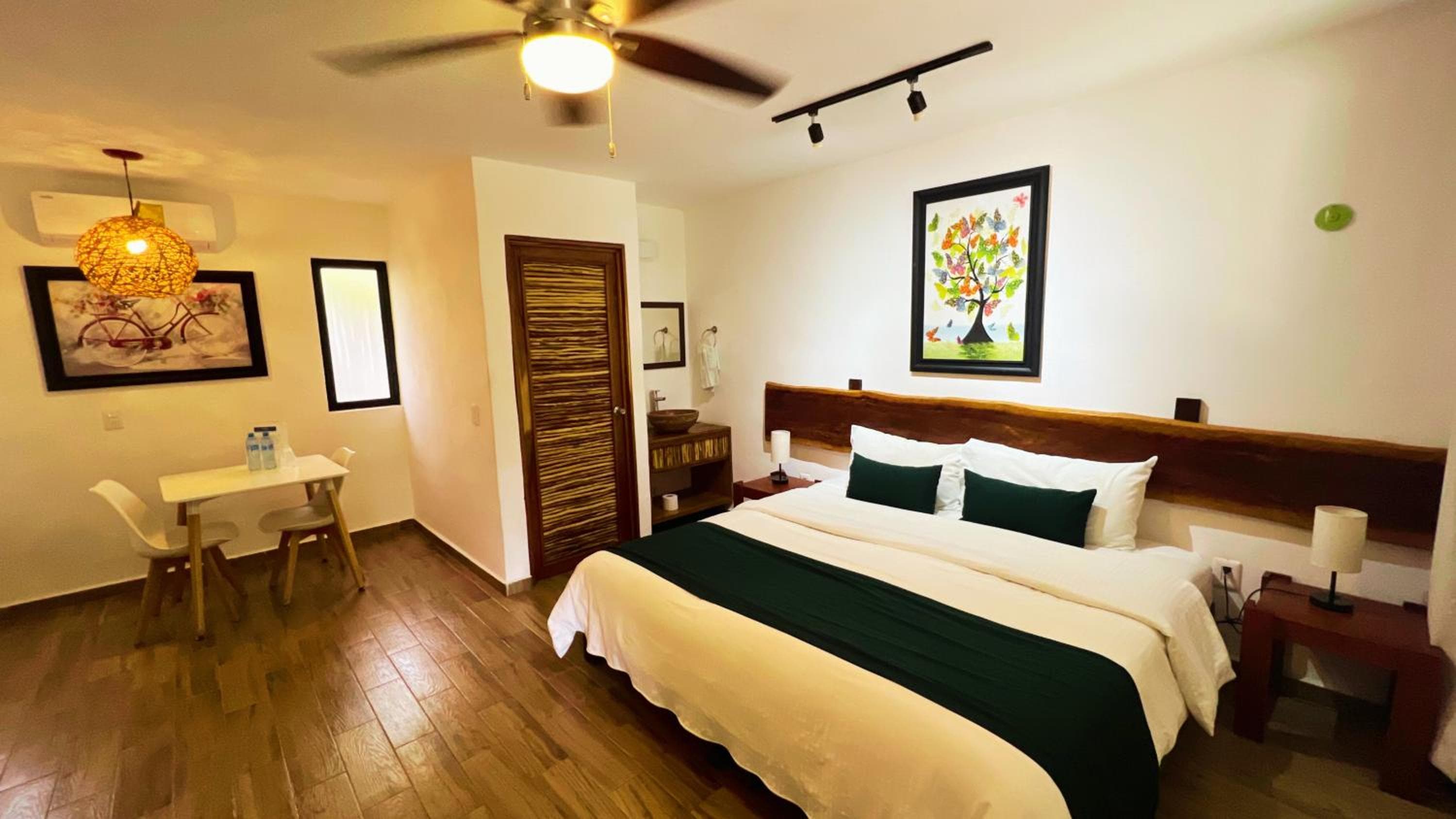 Hotel Tequila Cancun — 24