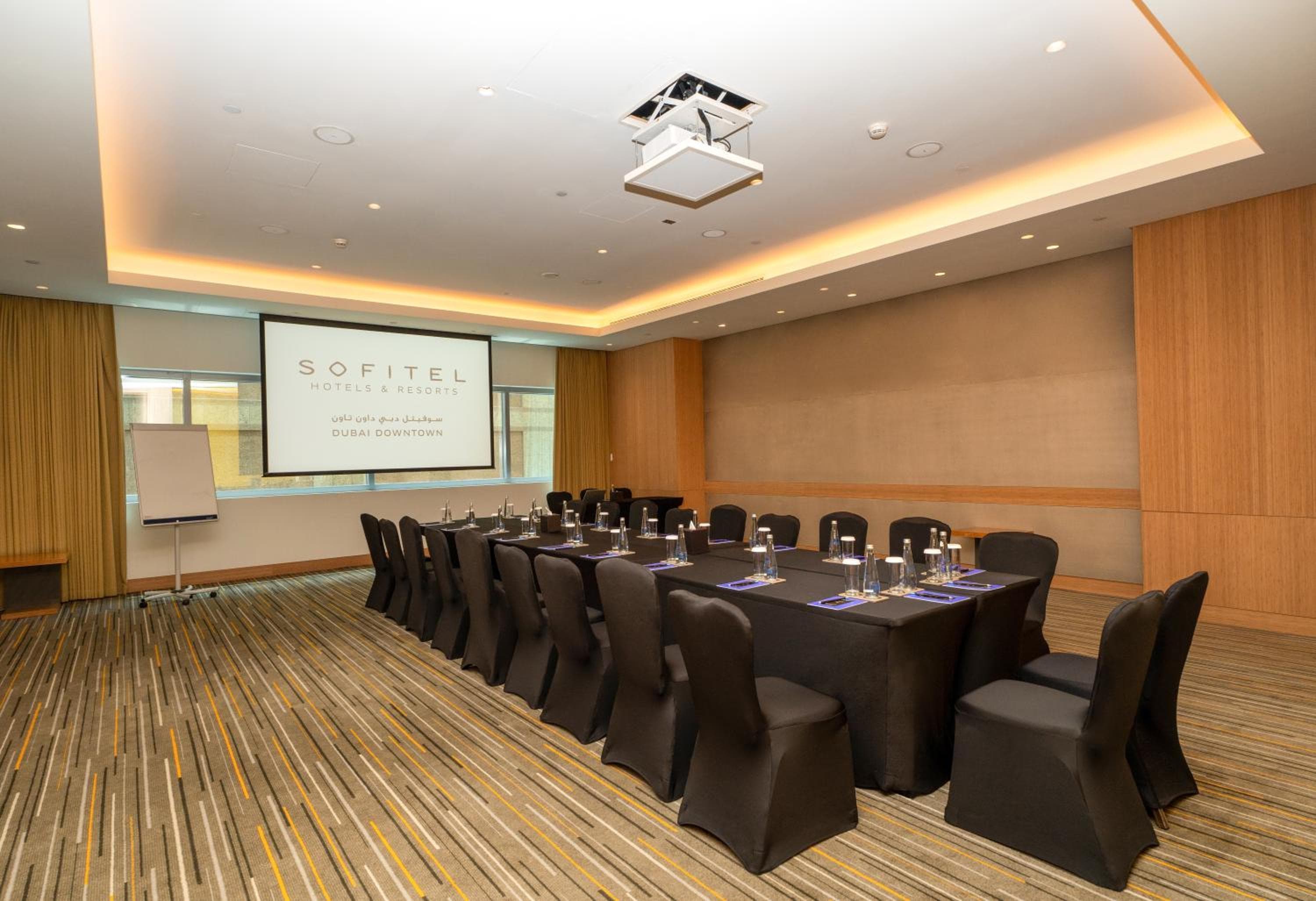 Sofitel Dubai Downtown — 3