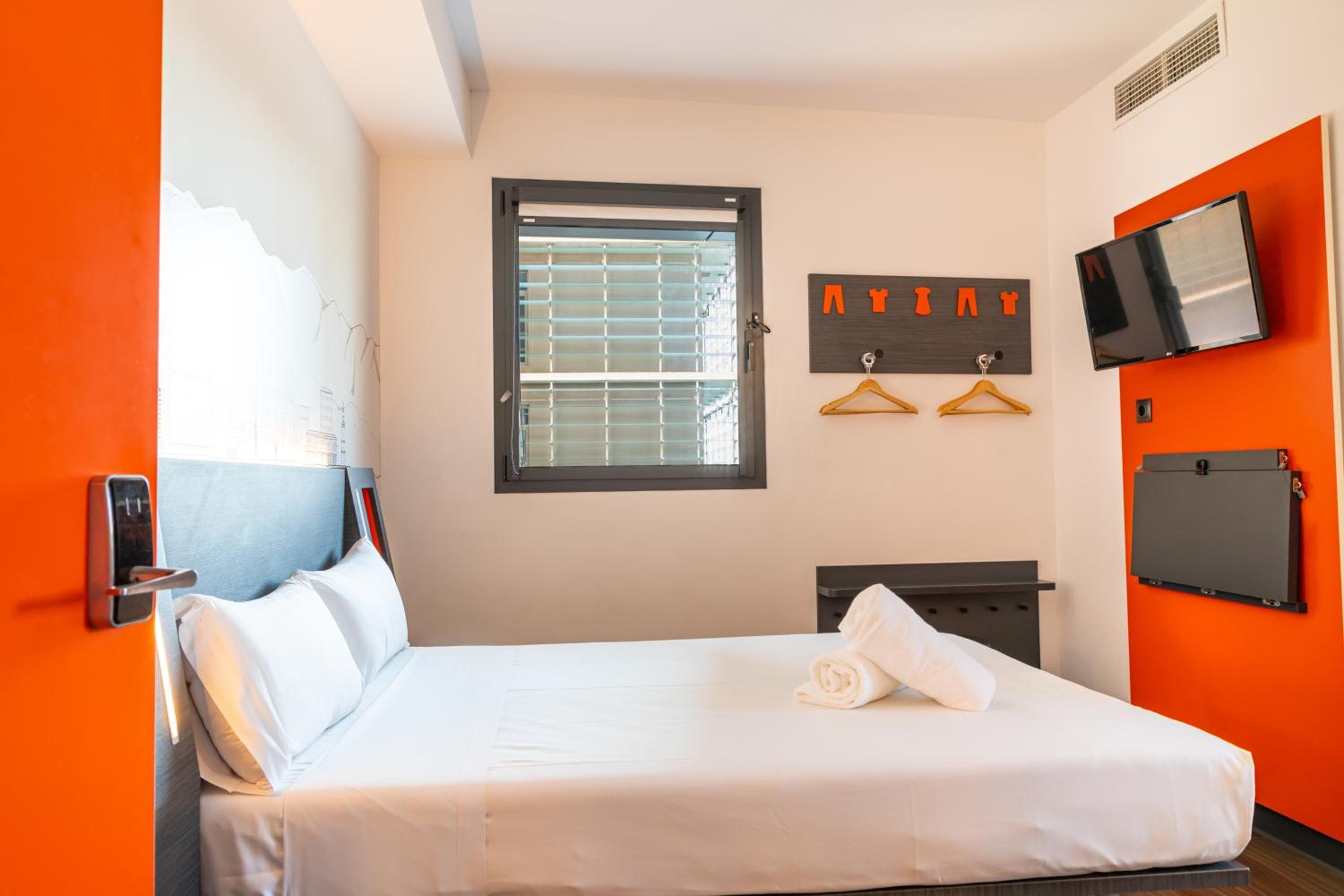 easyHotel Malaga Centro Città — 21