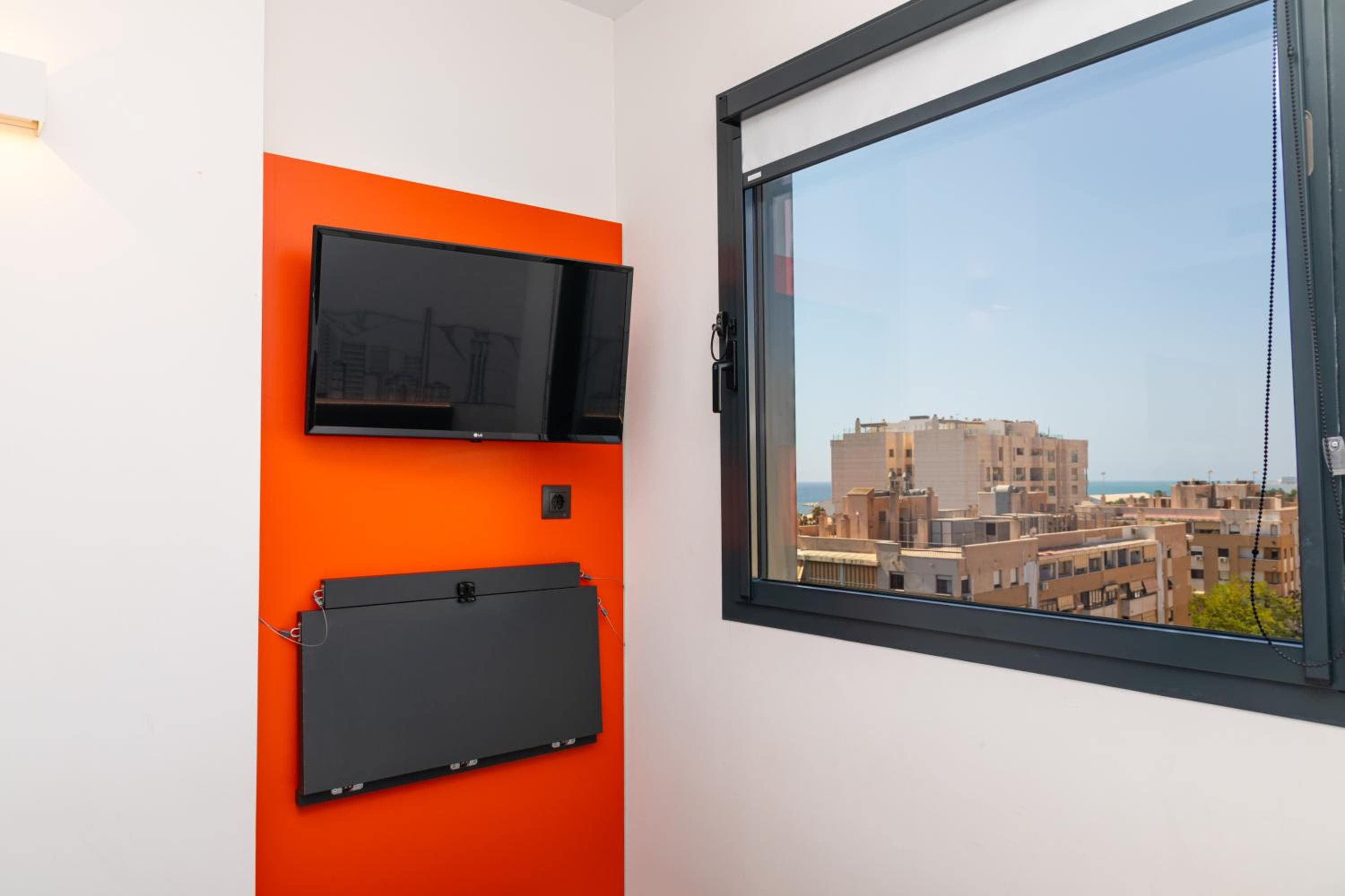 easyHotel Malaga Centro Città — 26
