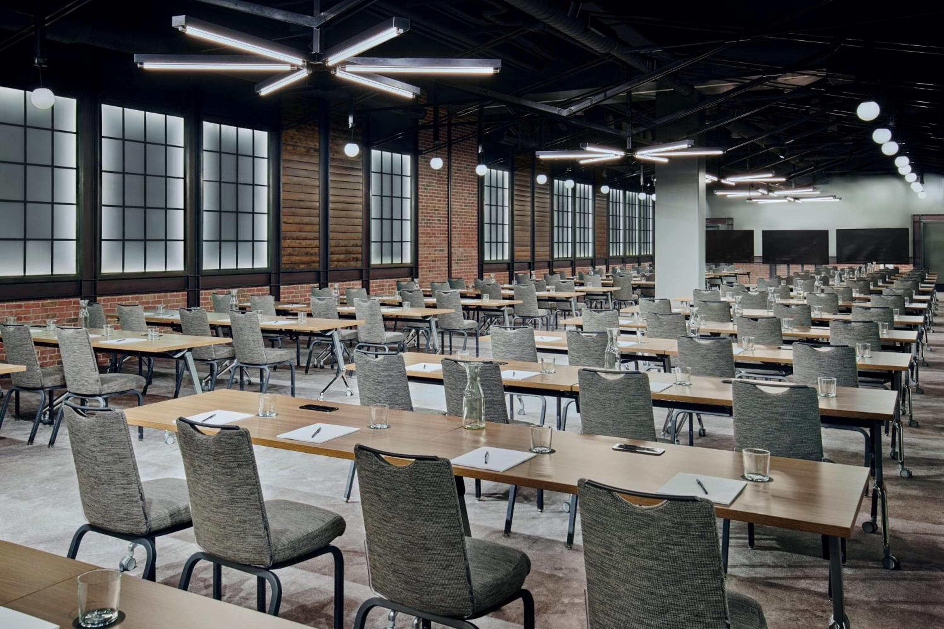 AC Hotel by Marriott Downtown Los Angeles — 18