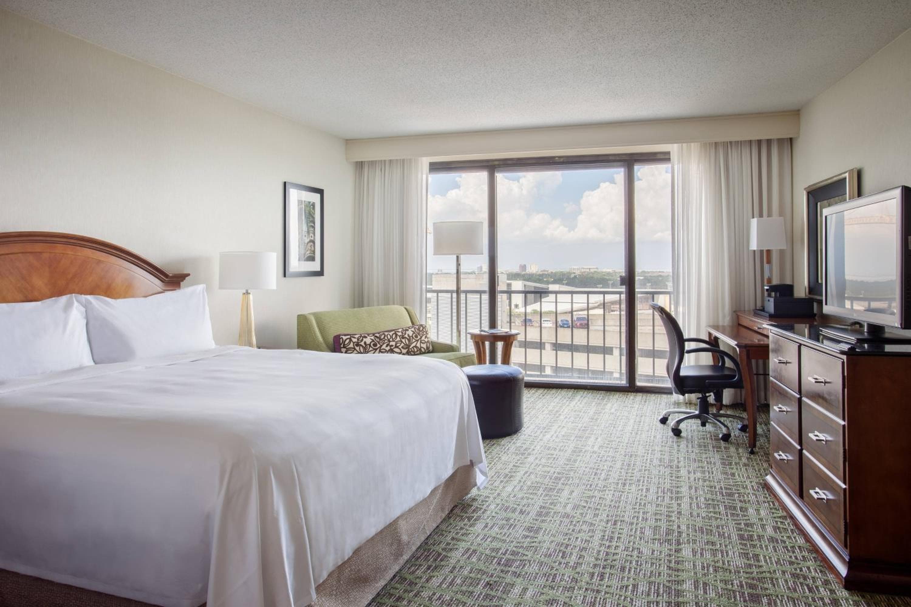 Tampa Airport Marriott — 10