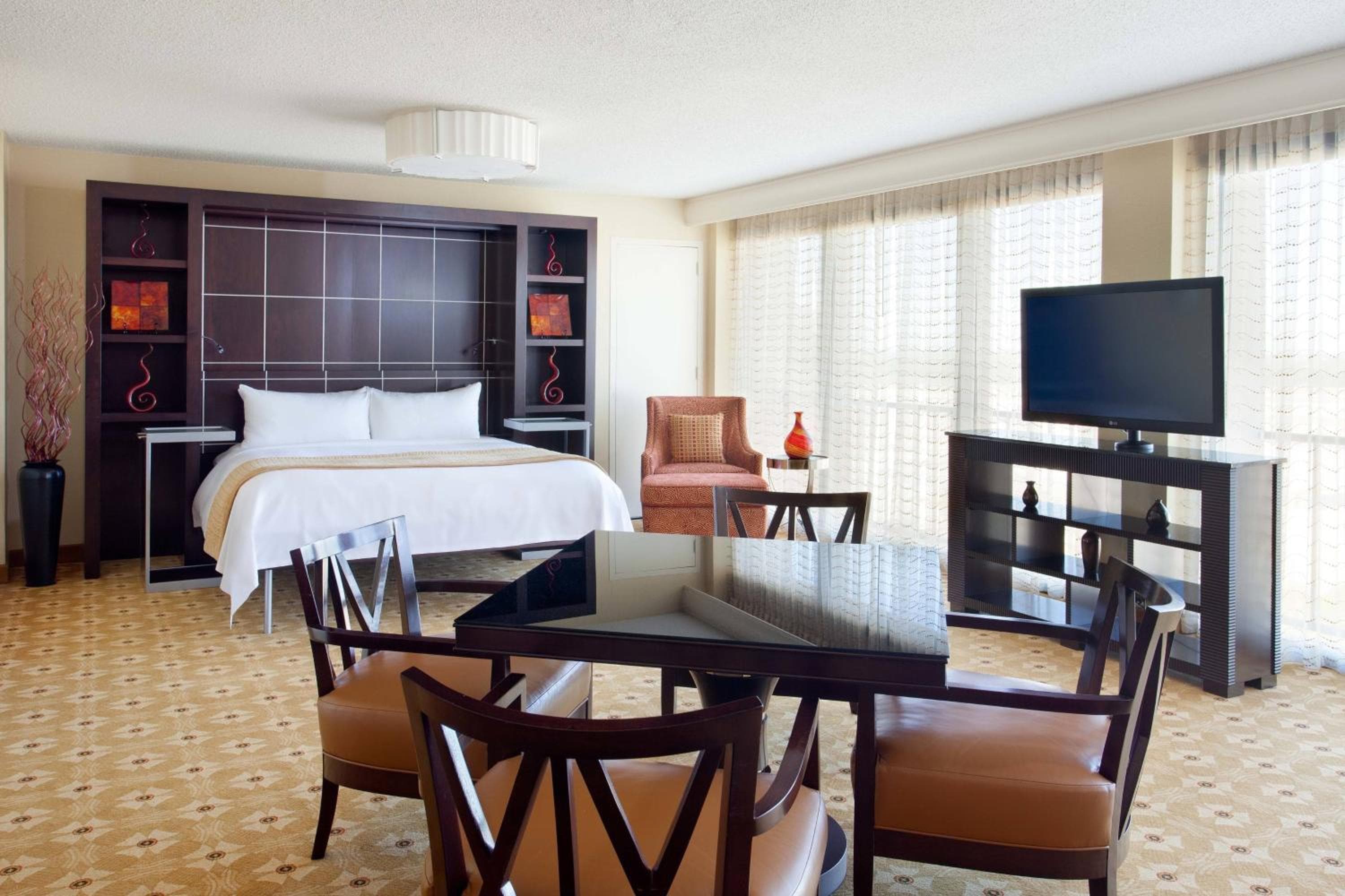 Tampa Airport Marriott — 19