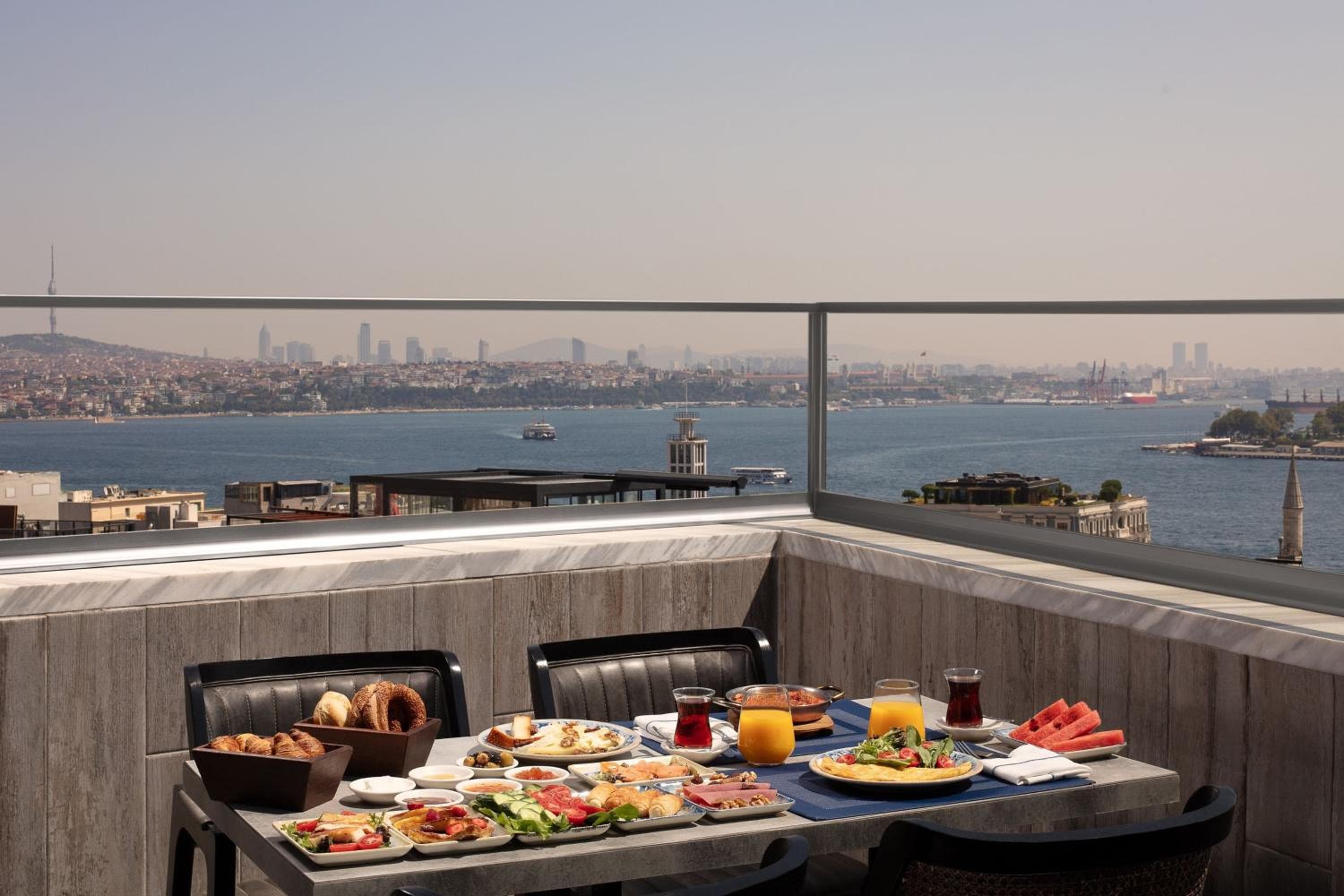 DeCamondo Galata, a Tribute Portfolio Hotel — 14