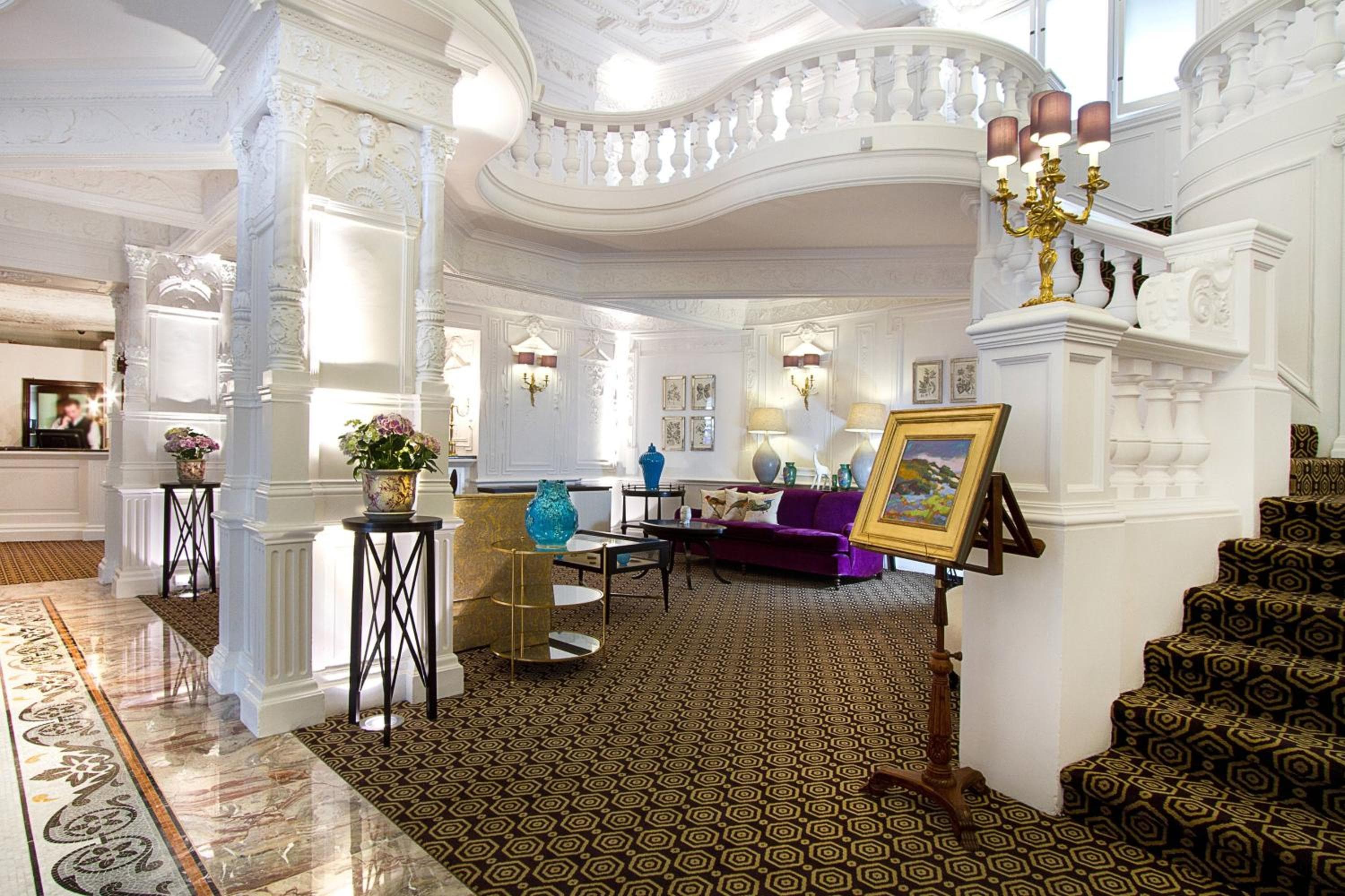 Hotel St. Ermin, Collezione di autografi — 18
