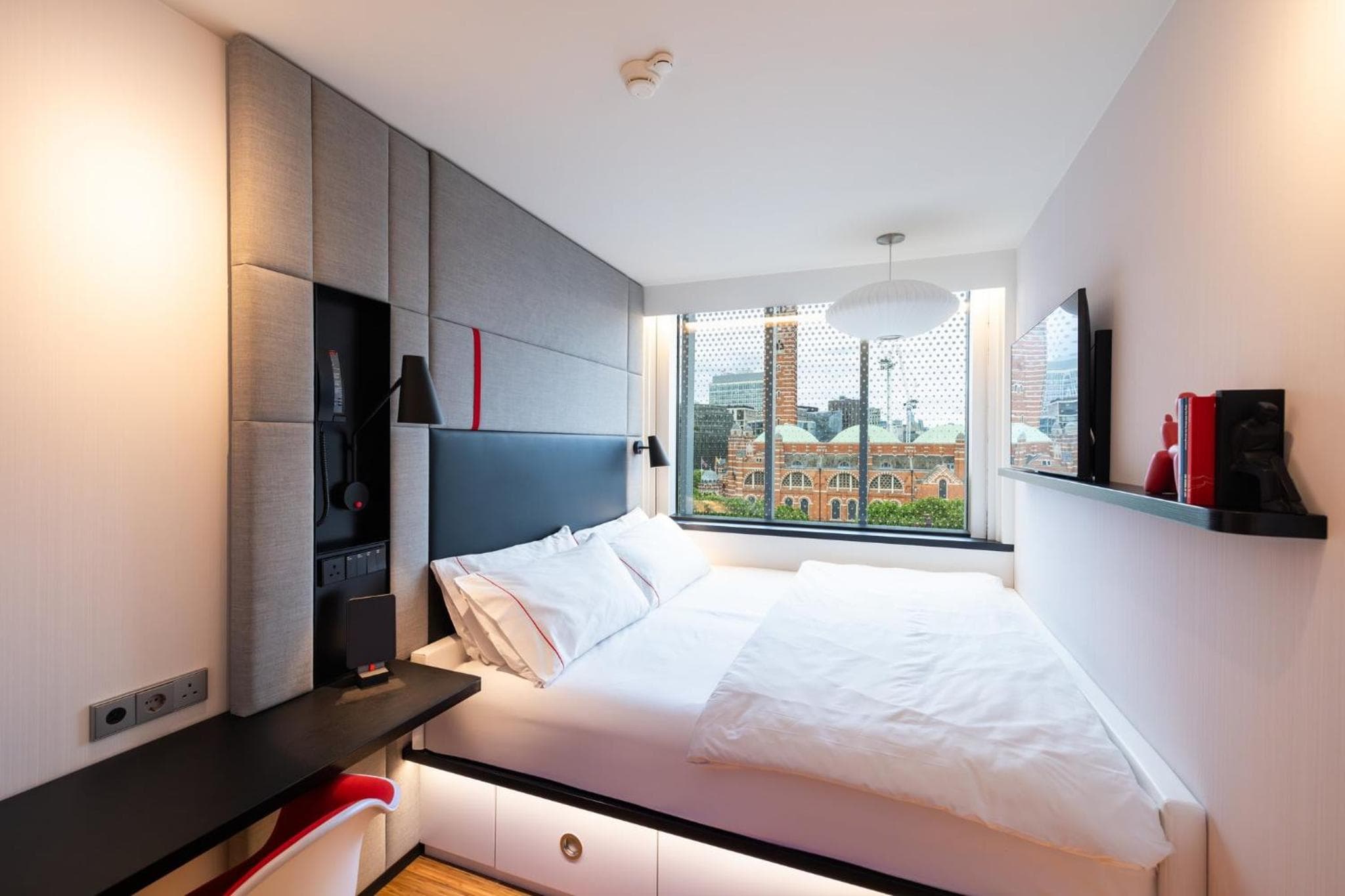 citizenM London Victoria Station — 30