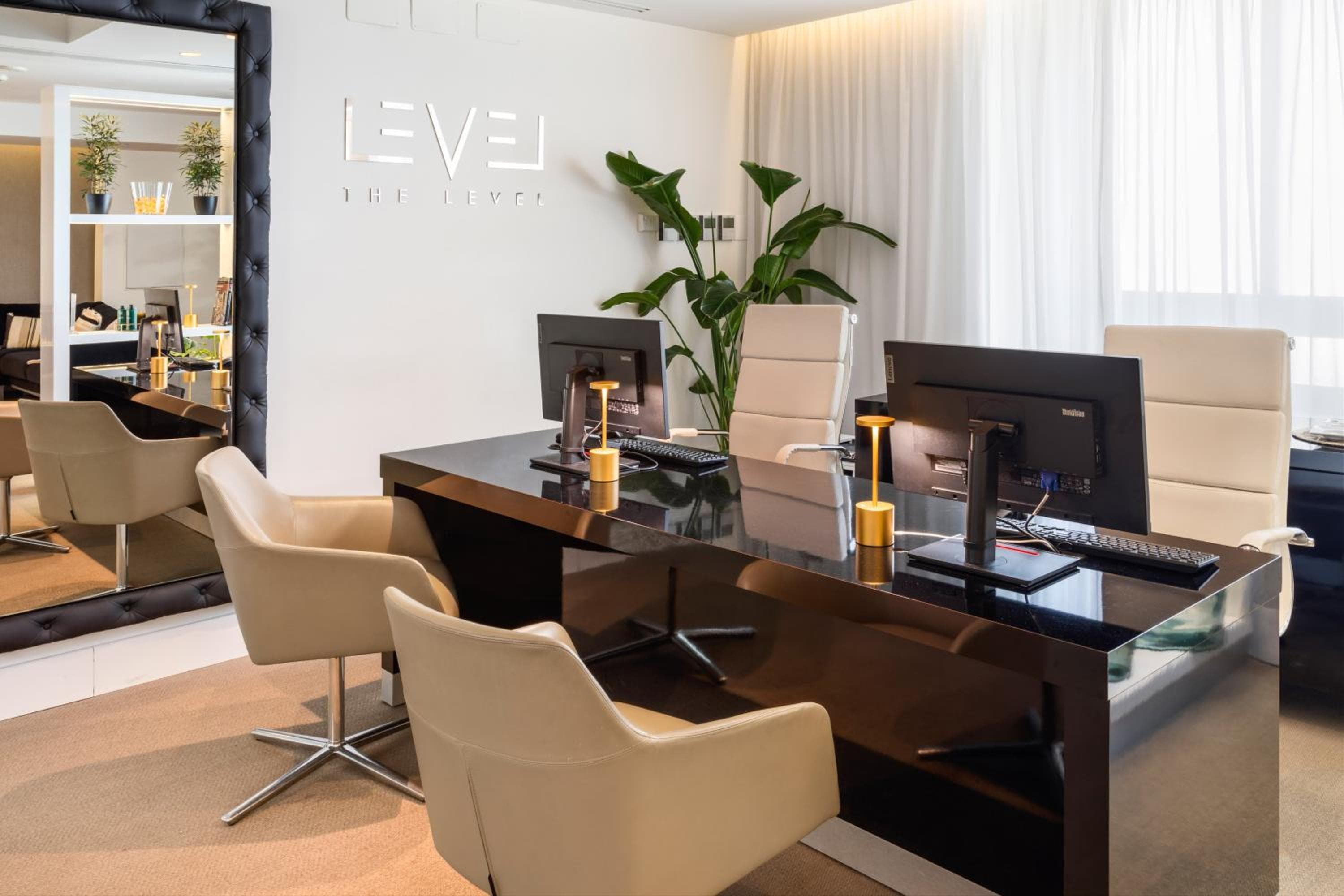 Meliá Madrid Serrano — 18