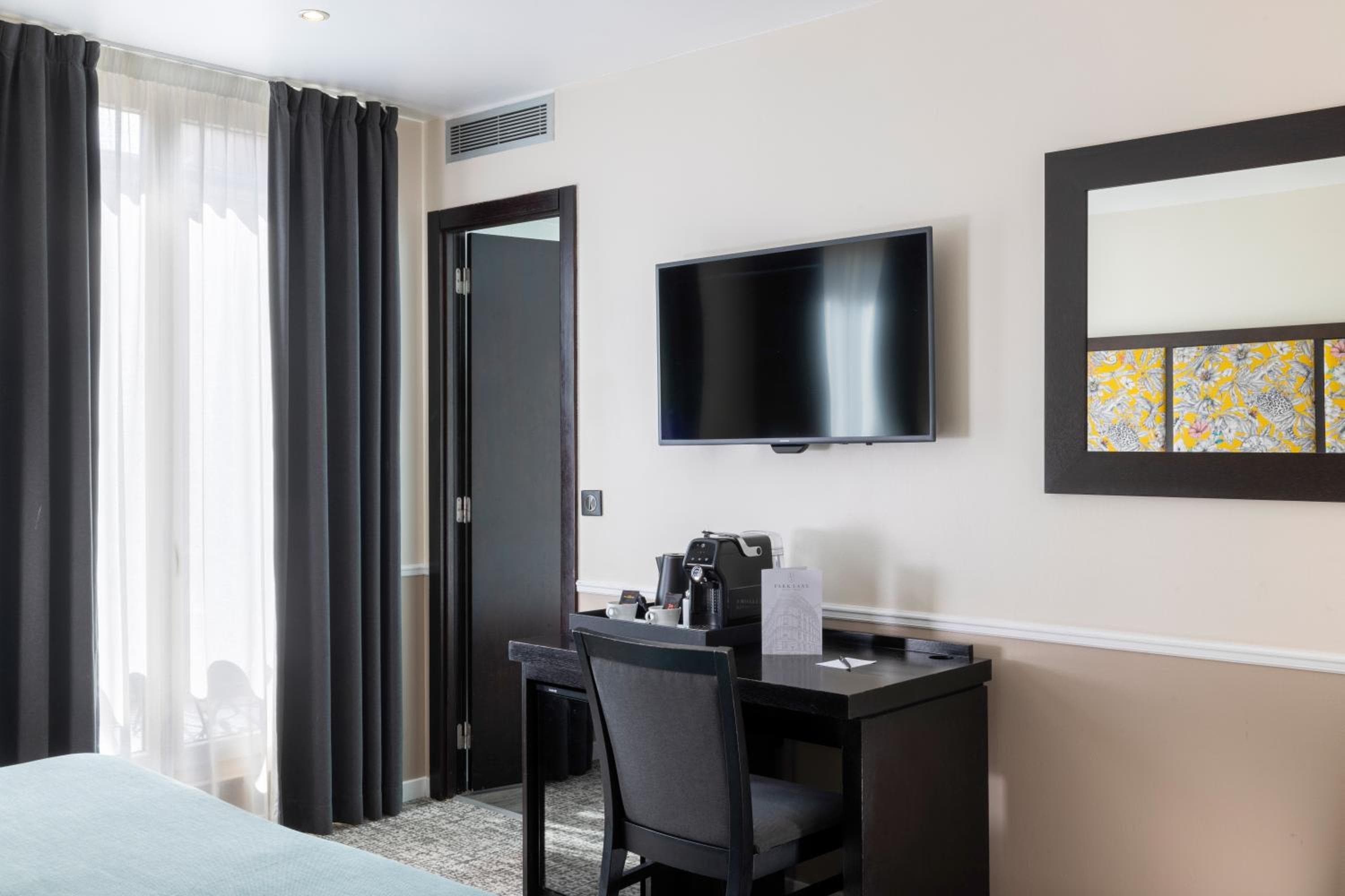 Hotel Park Lane Paris — 3