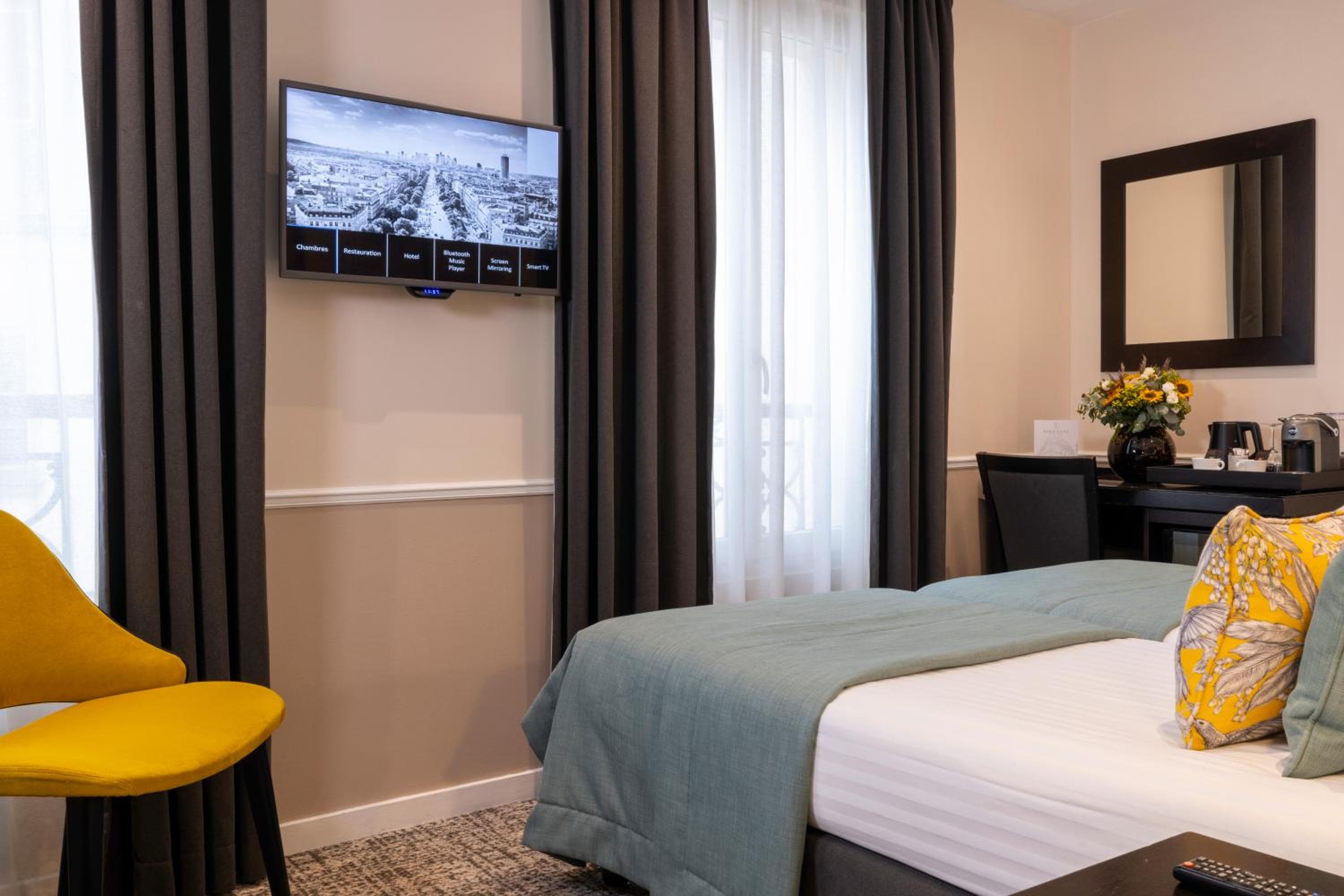 Hotel Park Lane Paris — 24