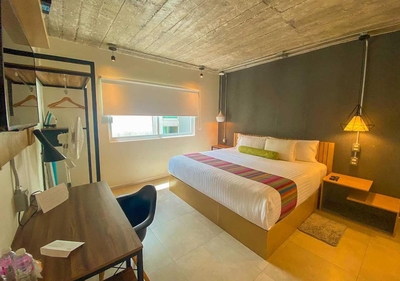 Le Host Business Suites del WTC — 16