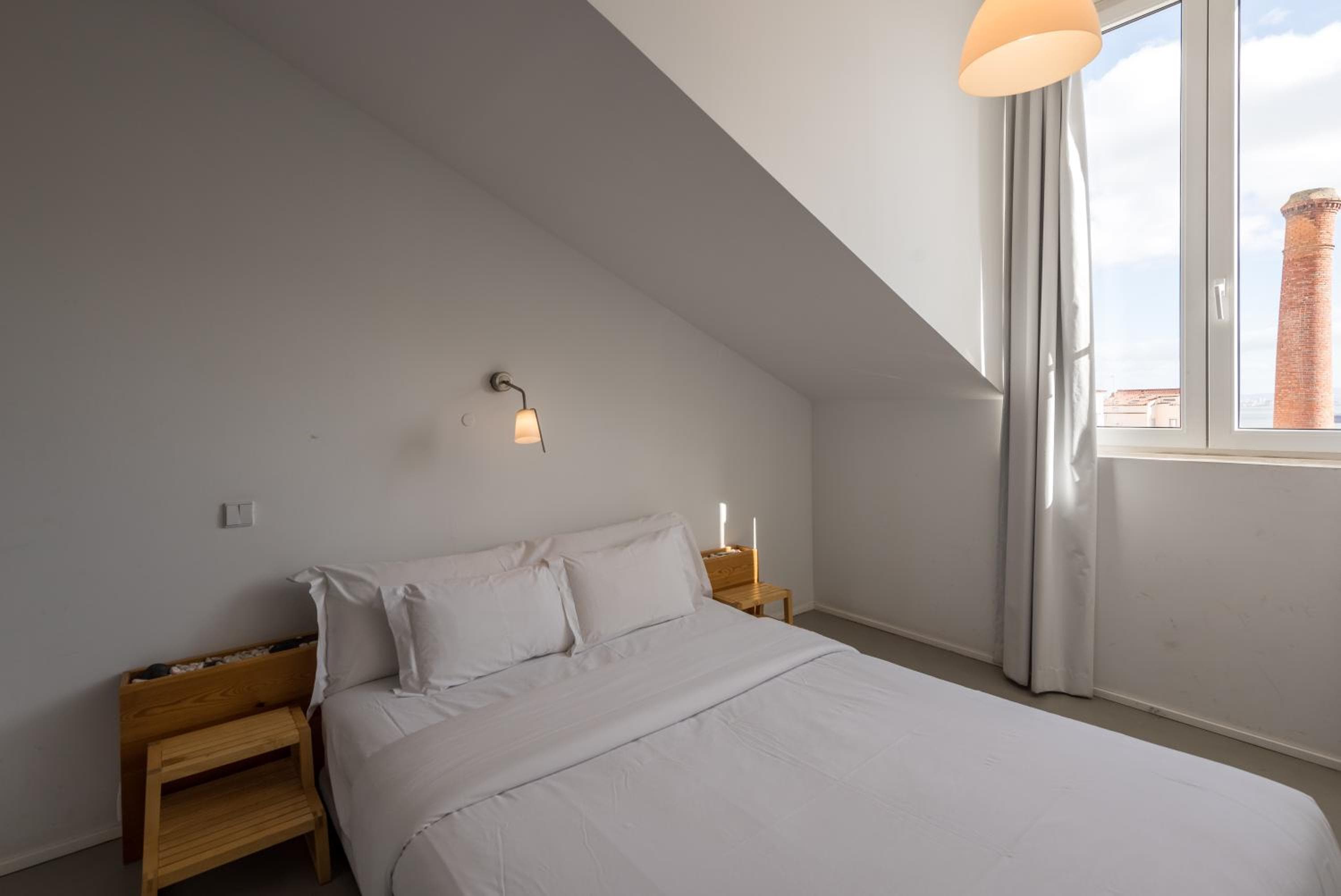 Alfama - Lisbon Lounge Suites — 25