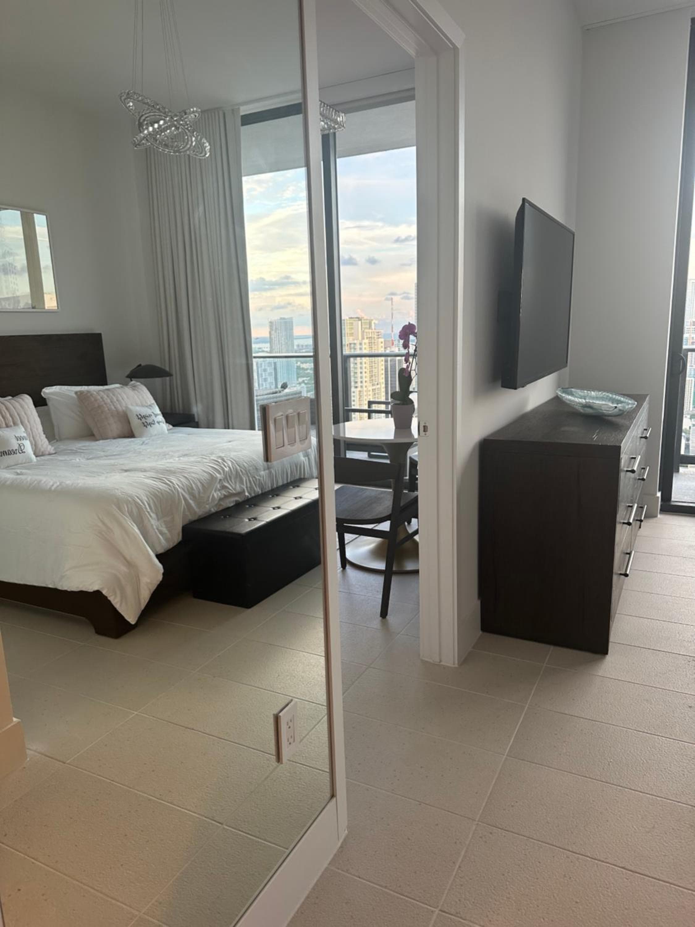 Magic Miami Penthouse & Ocean View Resort — 18