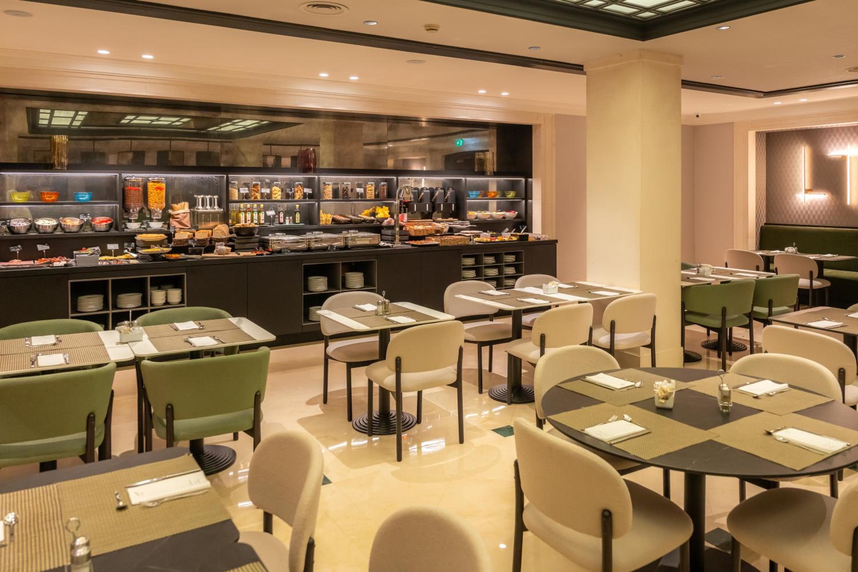 Hotel Balmoral — 9
