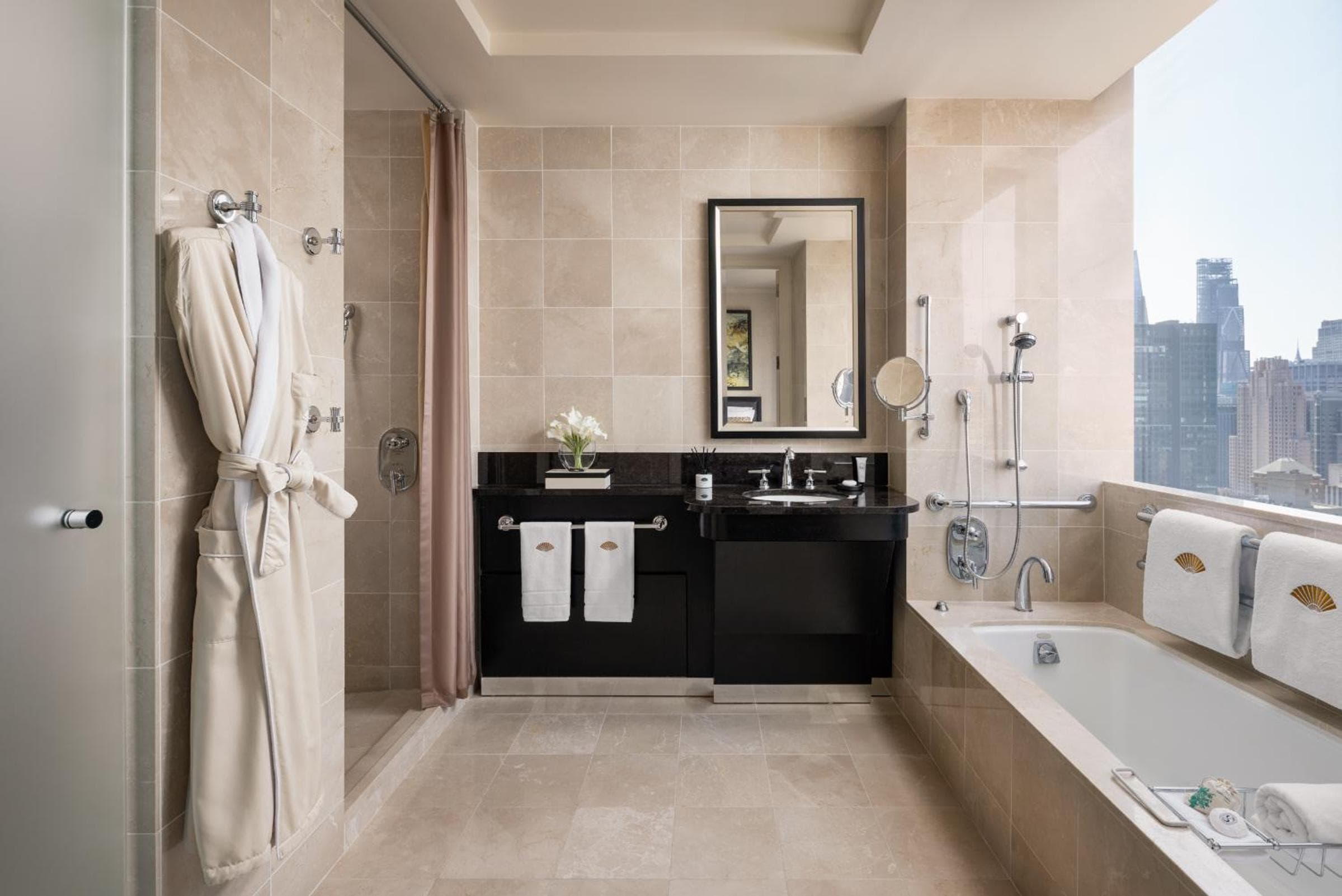 Mandarin Oriental, New York — 16