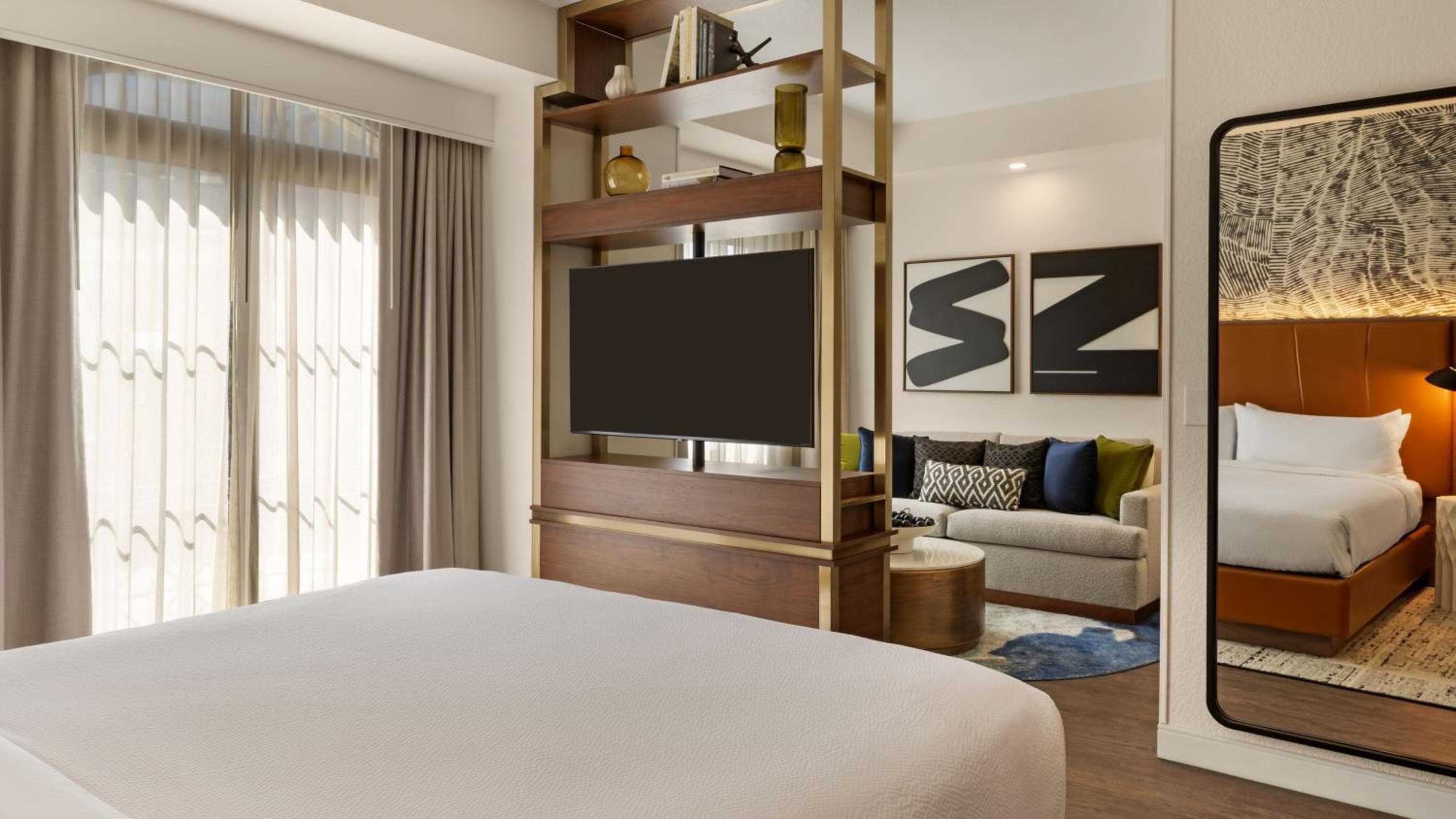 Residence Inn by Marriott Beverly Hills — 9