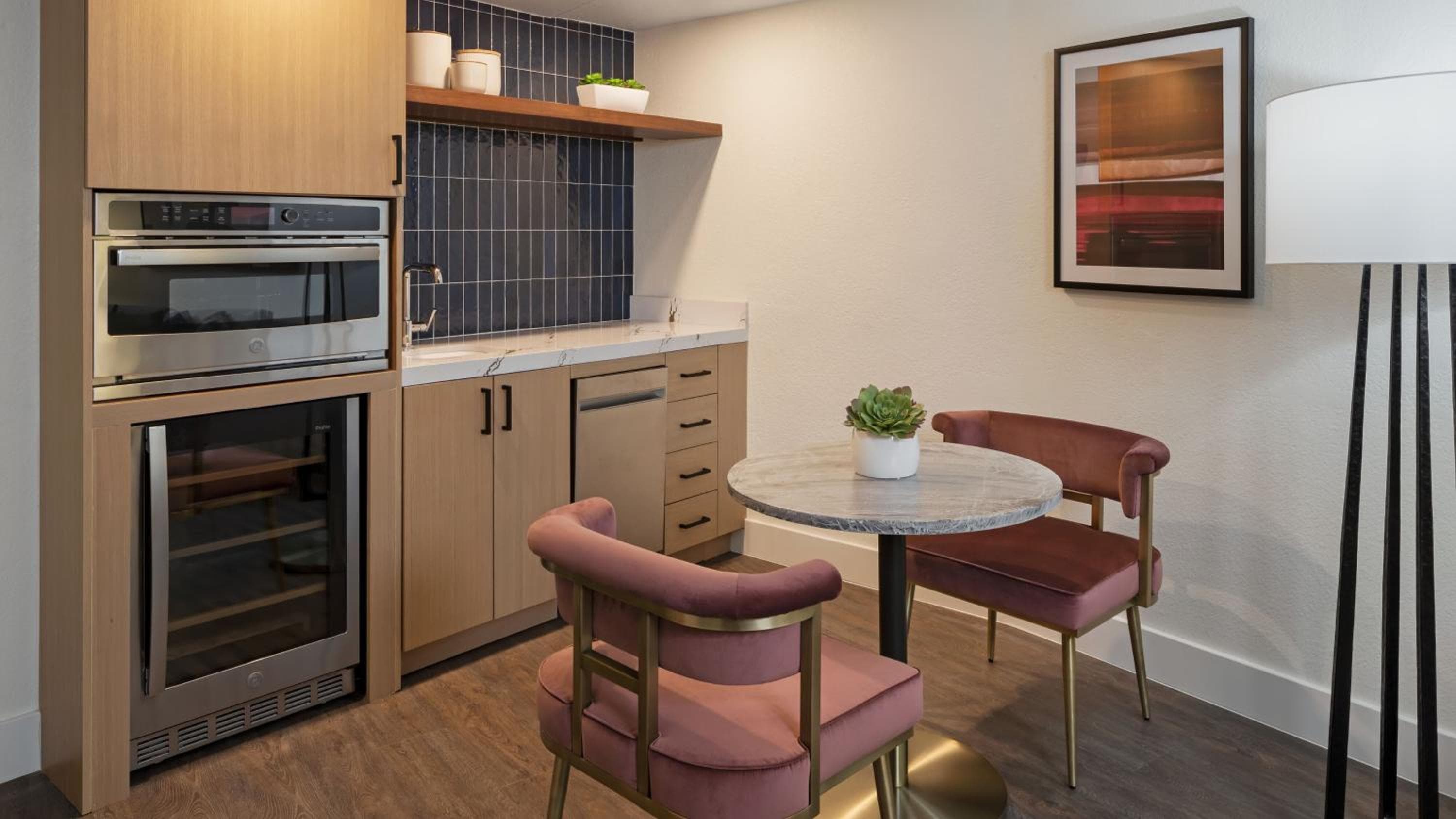 Residence Inn by Marriott Beverly Hills — 25