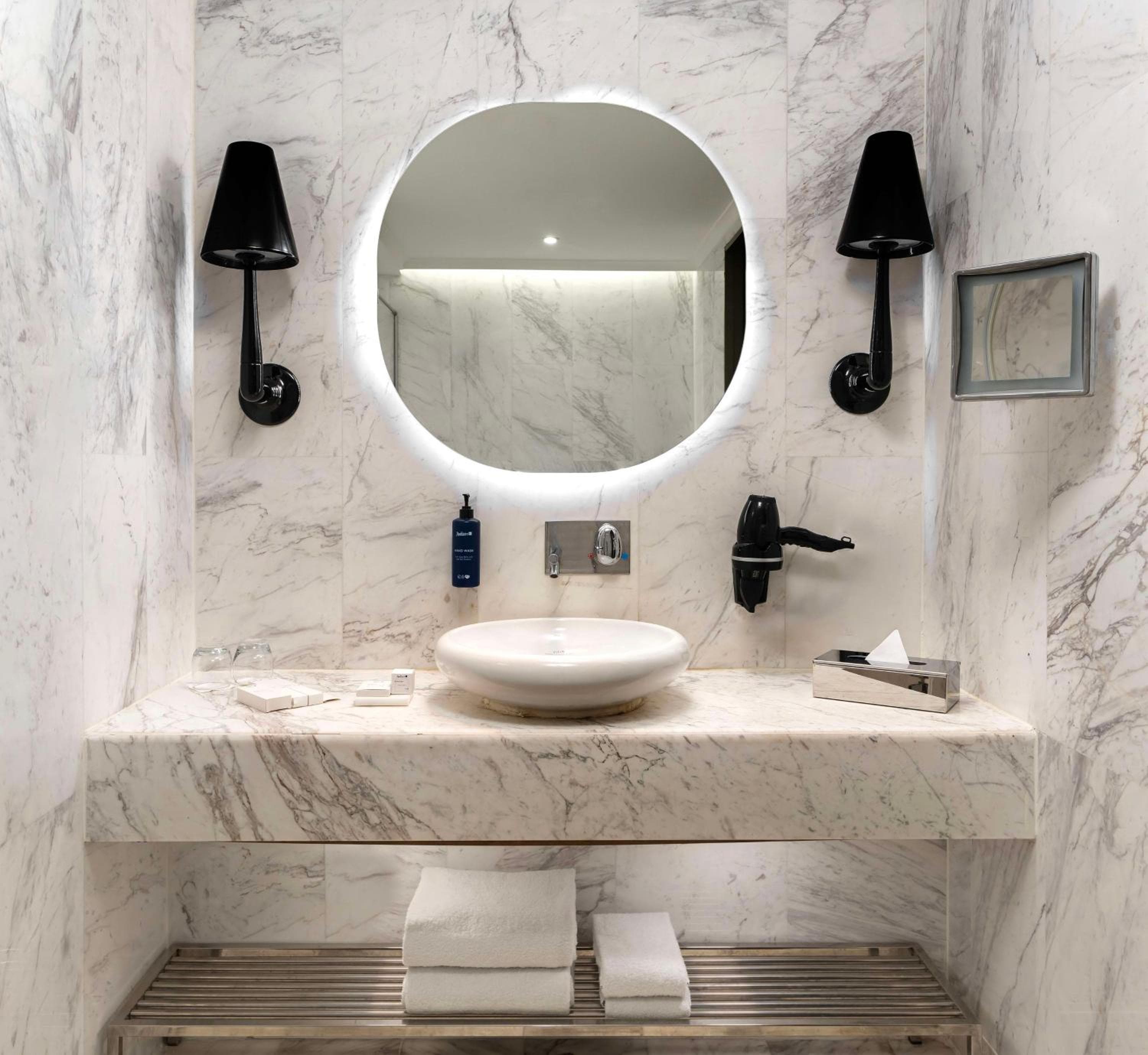 Radisson Blu Hotel Istanbul Ottomare hotel, Kazlicesme Mah Abay Cad No: 223 Zeytinburnu, Istanbul, Turkey — photo 164