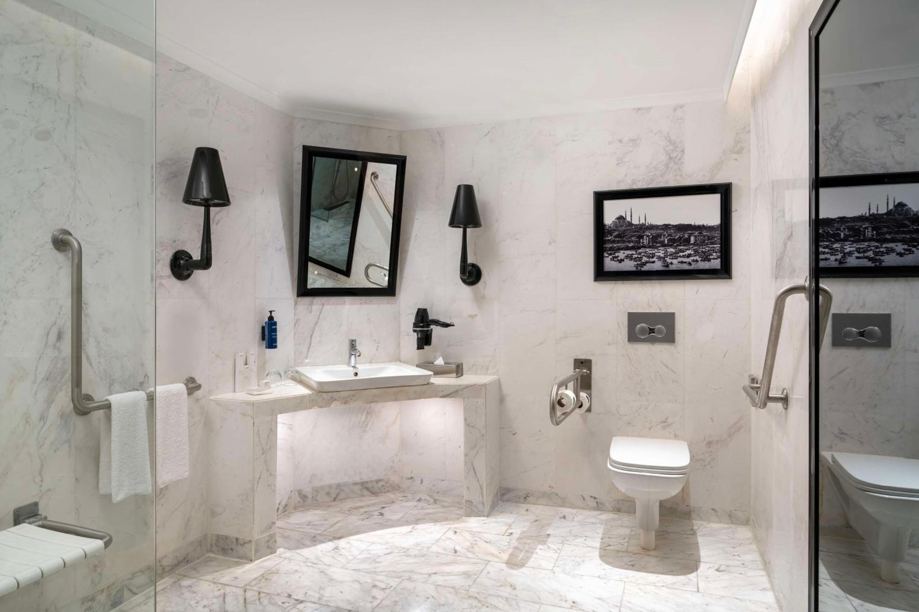 Radisson Blu Hotel Istanbul Ottomare hotel, Kazlicesme Mah Abay Cad No: 223 Zeytinburnu, Istanbul, Turkey — photo 167