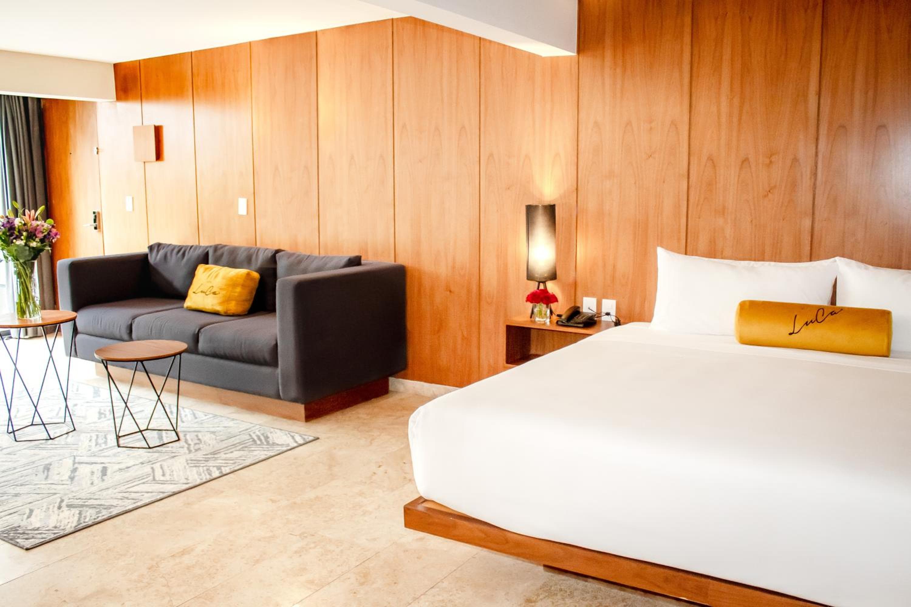 HOTEL LUCA — 15