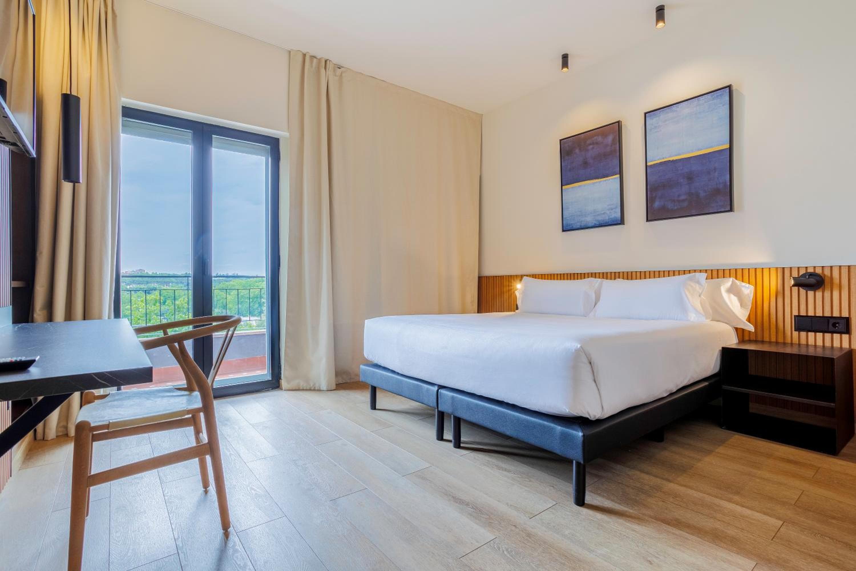 Hotel Acta Madfor — 27