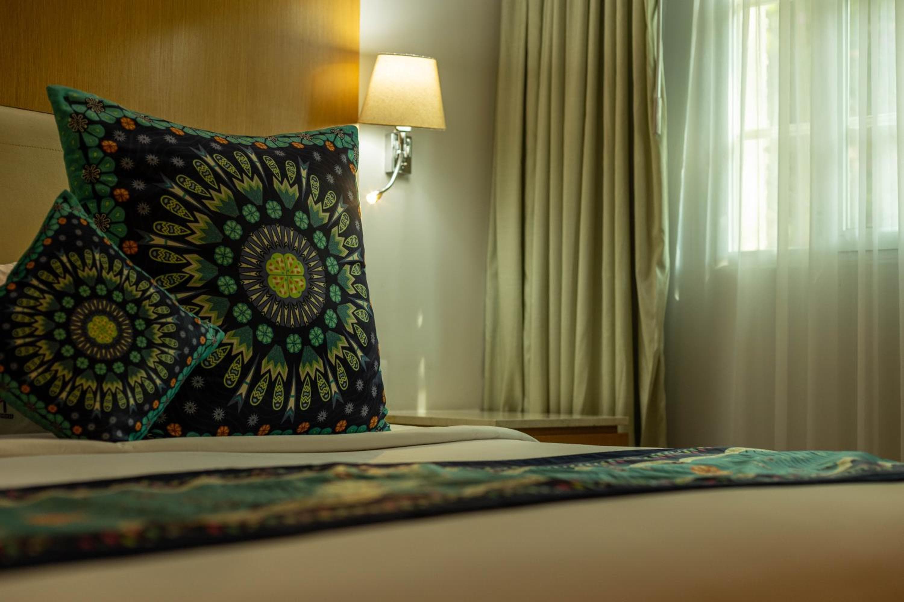 Maria Condesa Boutique — 3