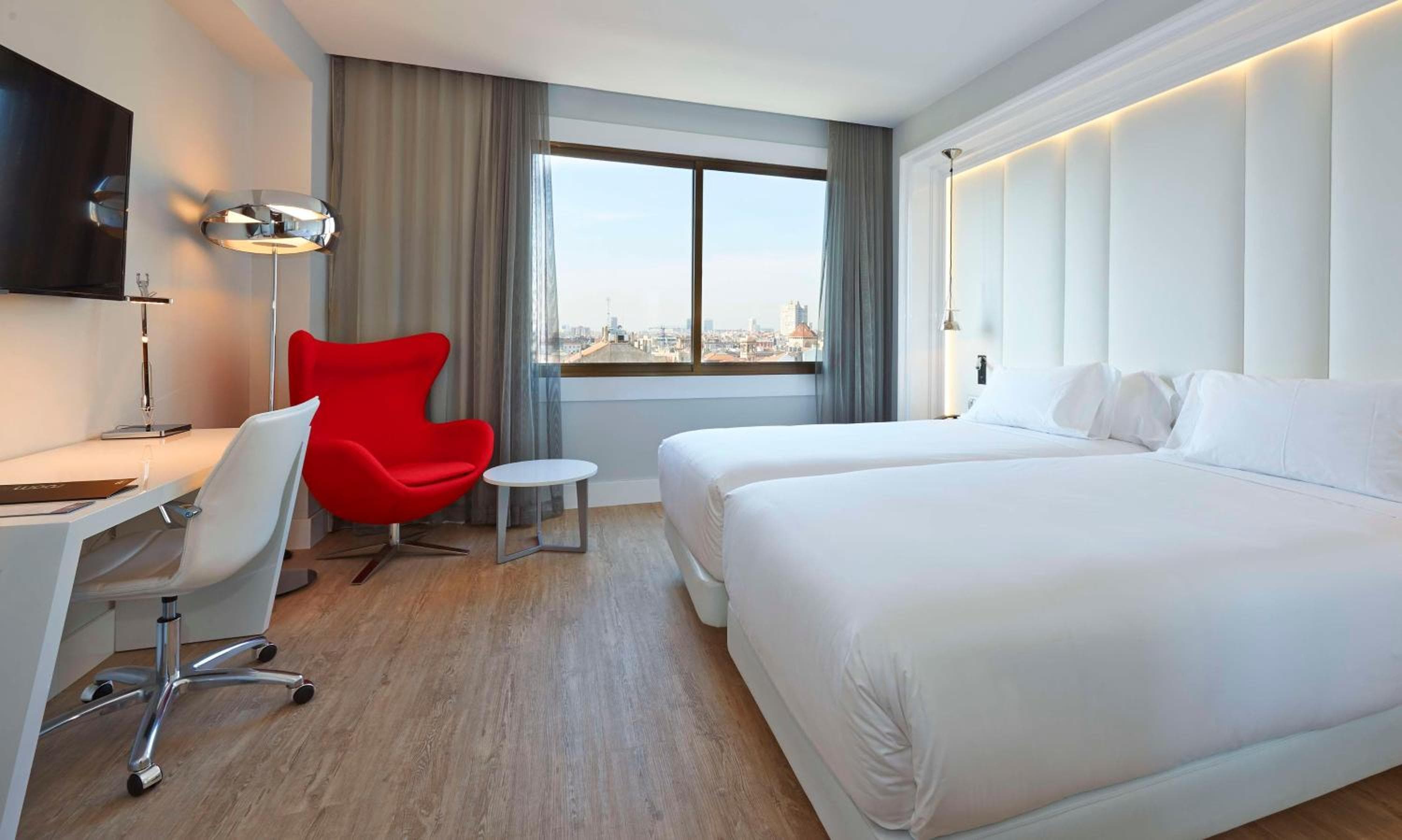 NH Collection Barcelona Gran Hotel Calderon — 14