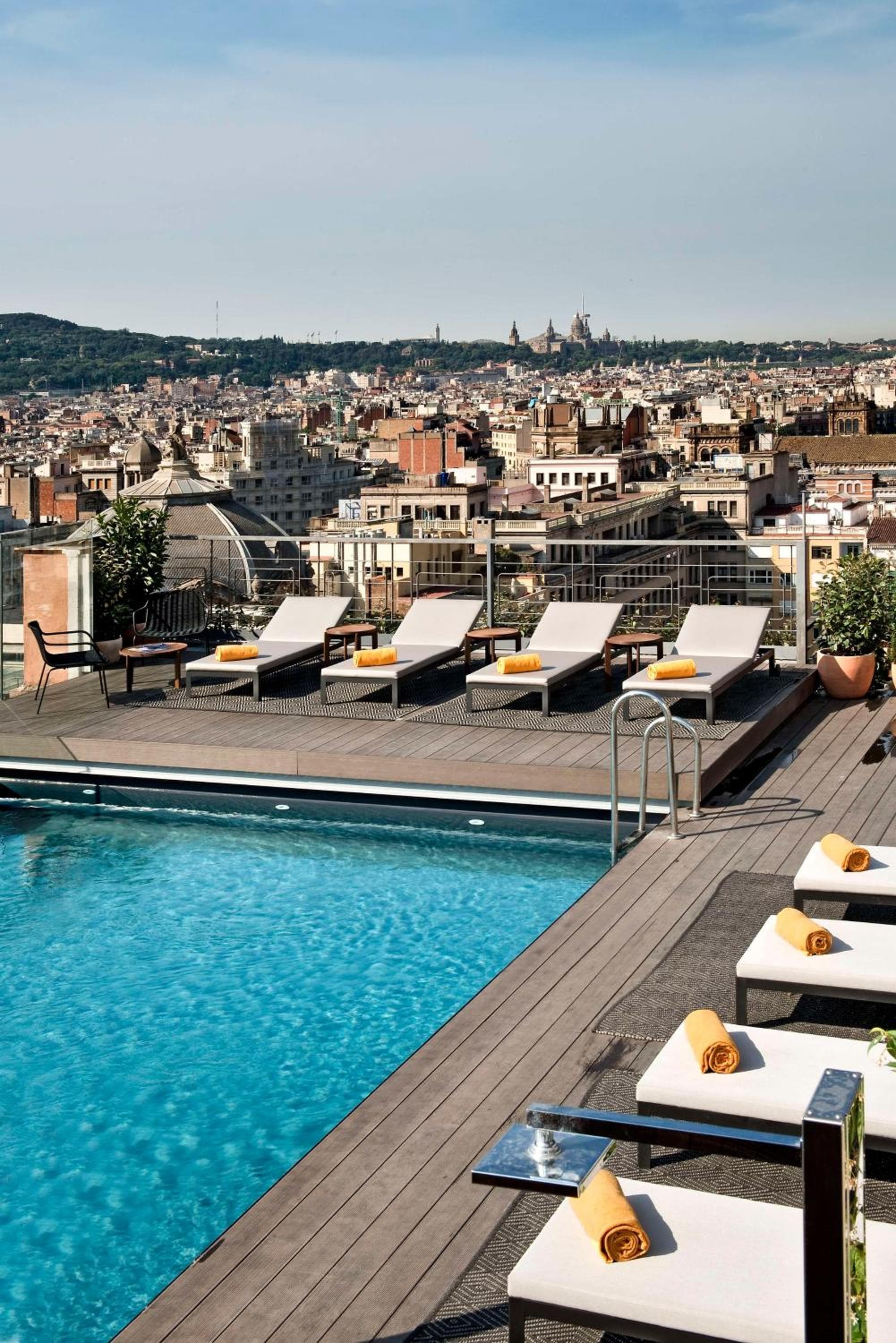 NH Collection Barcellona Gran Hotel Calderon — 15