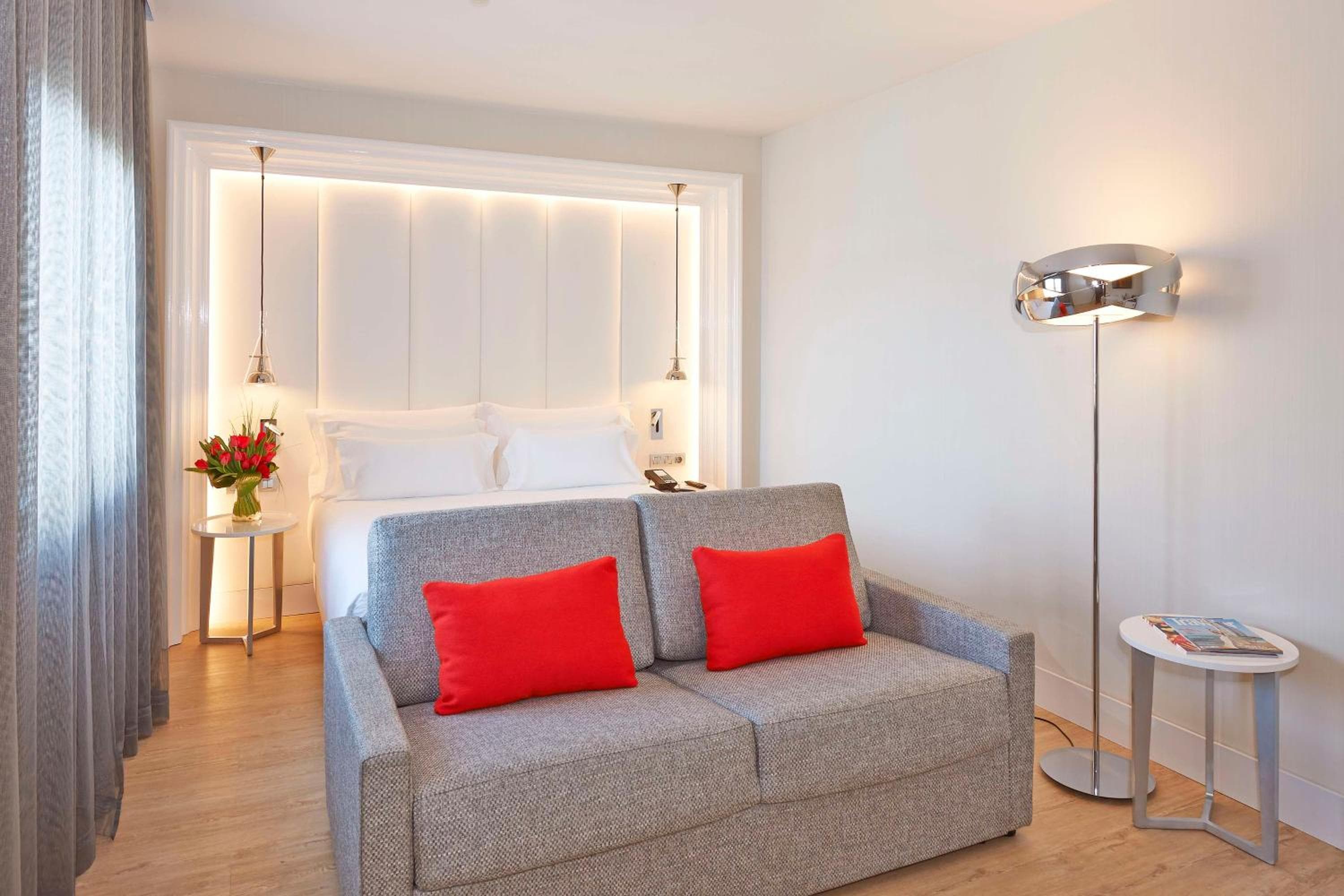 NH Collection Barcellona Gran Hotel Calderon — 3