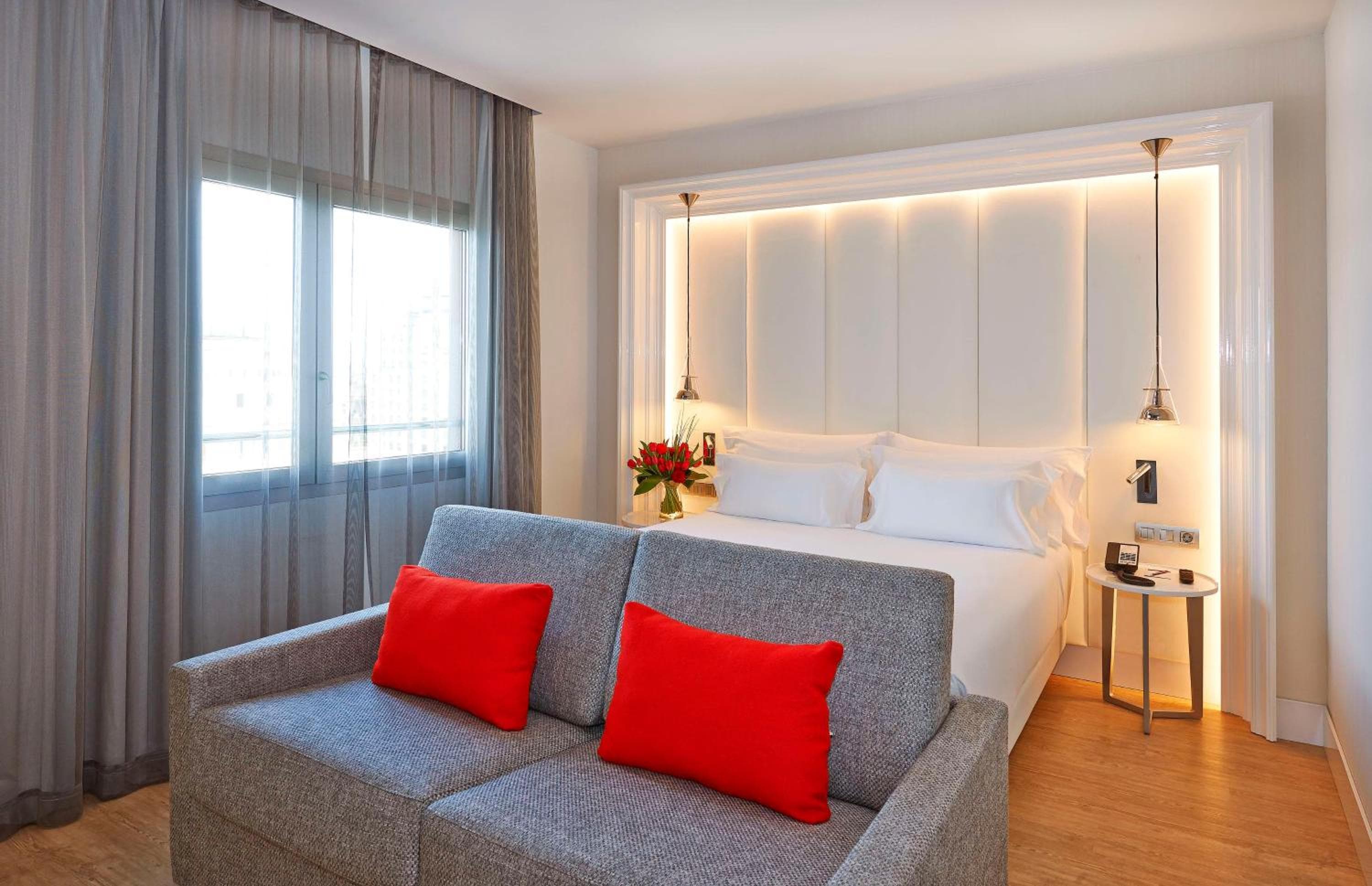 NH Collection Barcellona Gran Hotel Calderon — 2