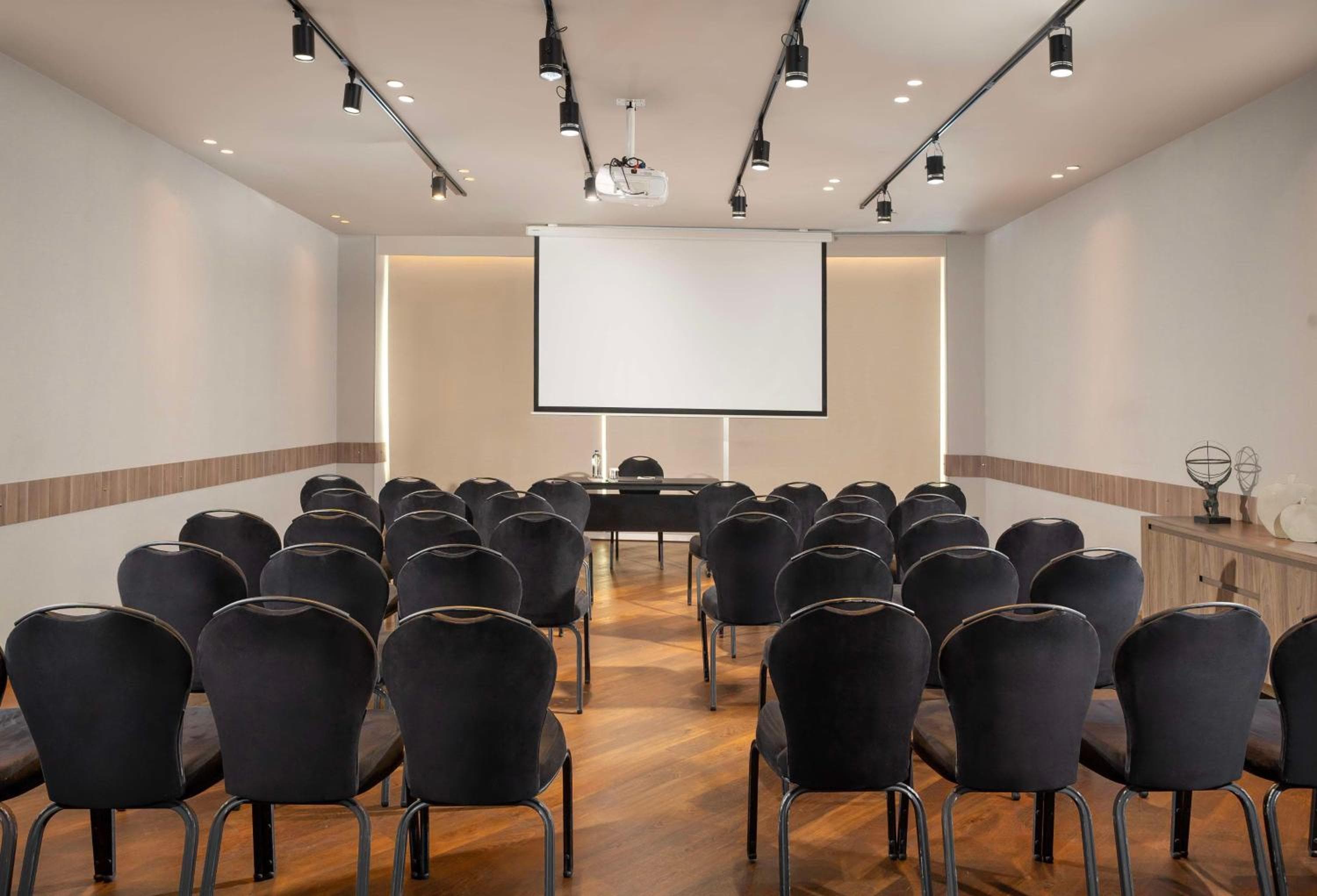 Radisson Blu Hotel Istanbul Ottomare hotel, Kazlicesme Mah Abay Cad No: 223 Zeytinburnu, Istanbul, Turkey — photo 190