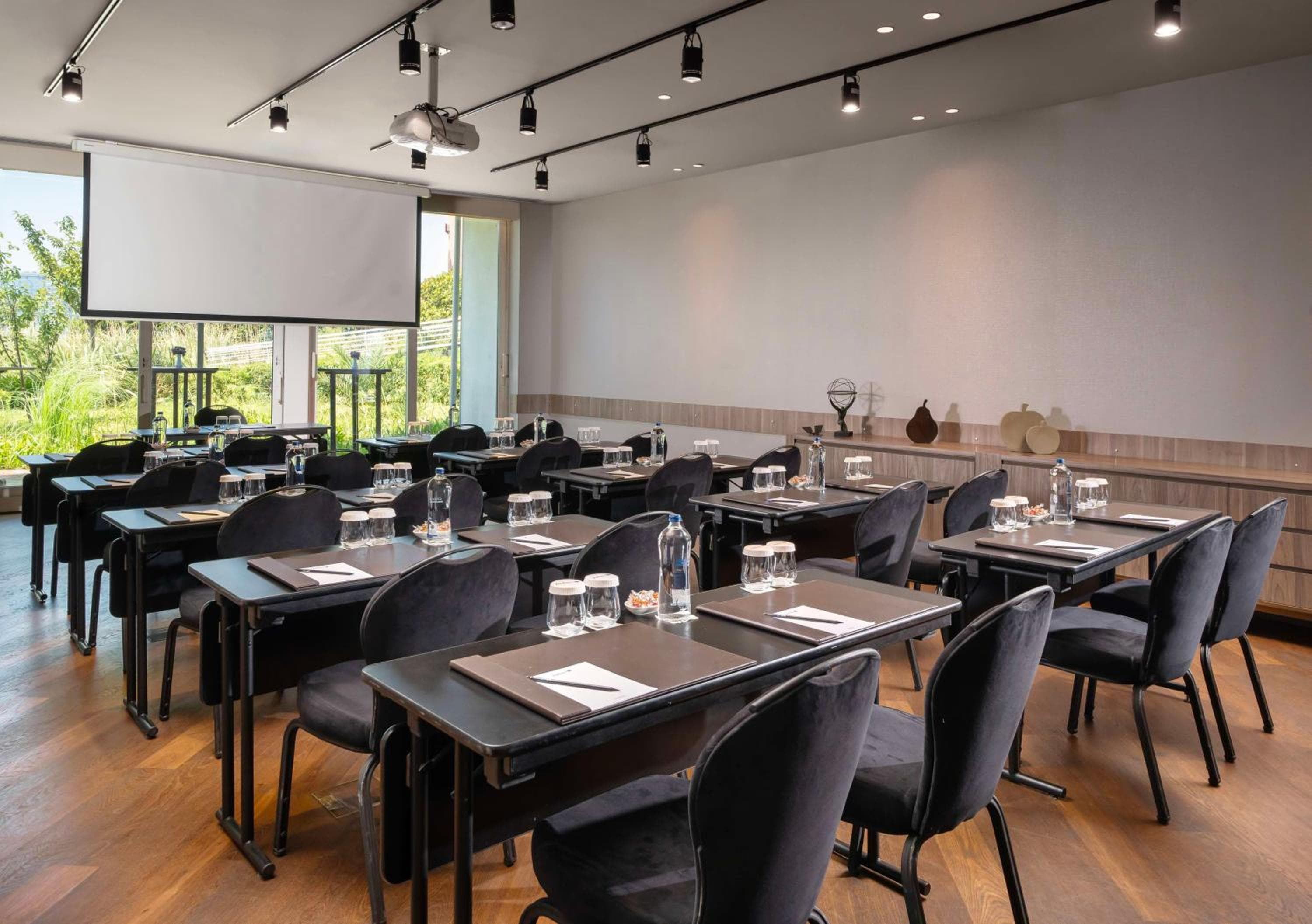 Radisson Blu Hotel Istanbul Ottomare hotel, Kazlicesme Mah Abay Cad No: 223 Zeytinburnu, Istanbul, Turkey — photo 191