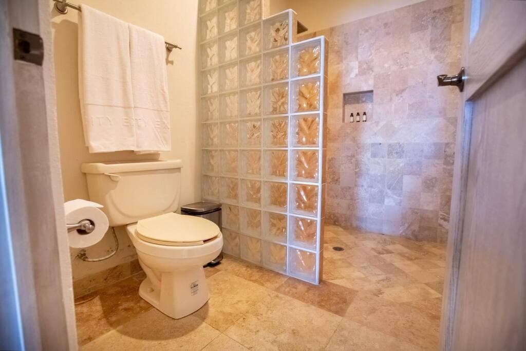 BEACH FRONT Casa Bruma Jacuzzi With Massage — 22