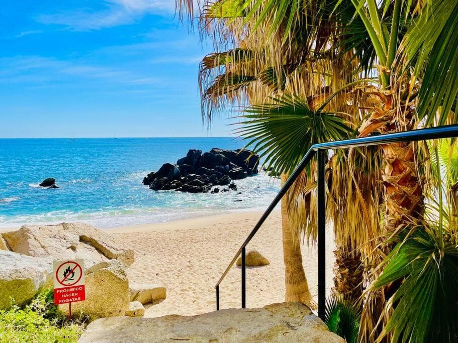 BEACH FRONT Casa Bruma Jacuzzi With Massage — 8