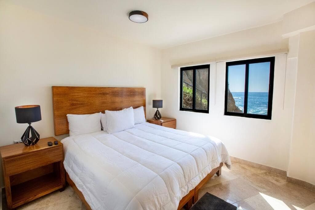 BEACH FRONT Casa Bruma Jacuzzi With Massage — 15