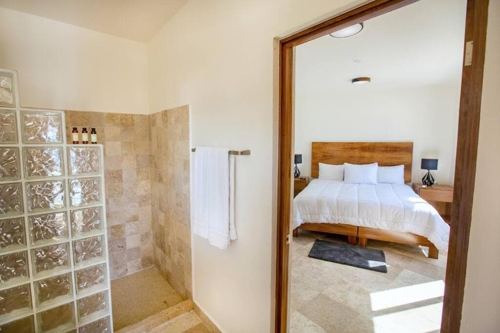BEACH FRONT Casa Bruma Jacuzzi With Massage — 22