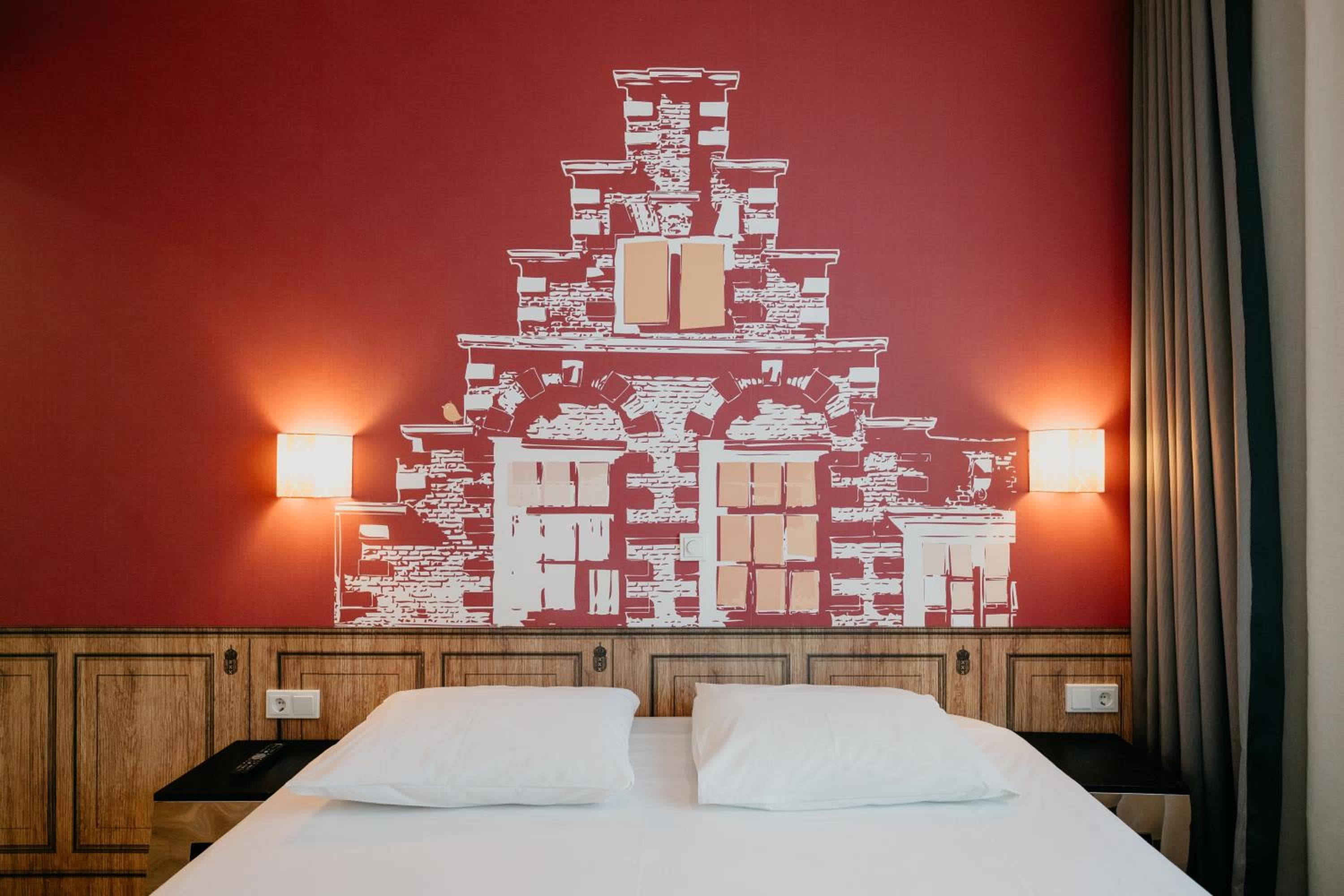 Amsterdam ID Aparthotel — 2