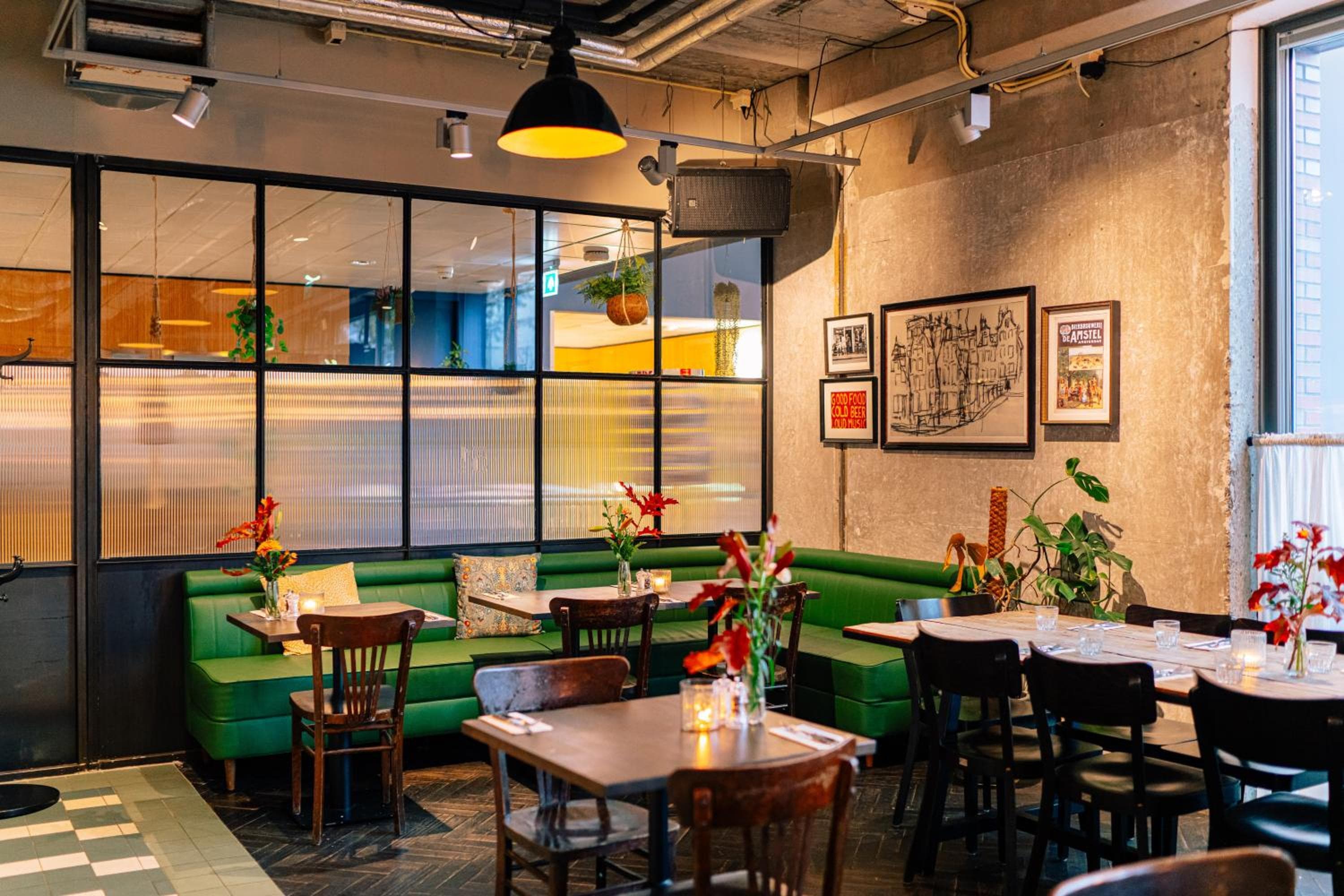 Amsterdam ID Aparthotel — 3